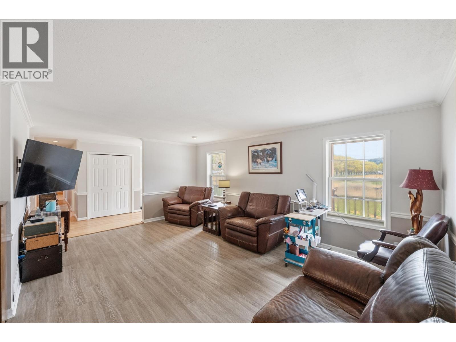 351 Jones Way Road Property Photo 15