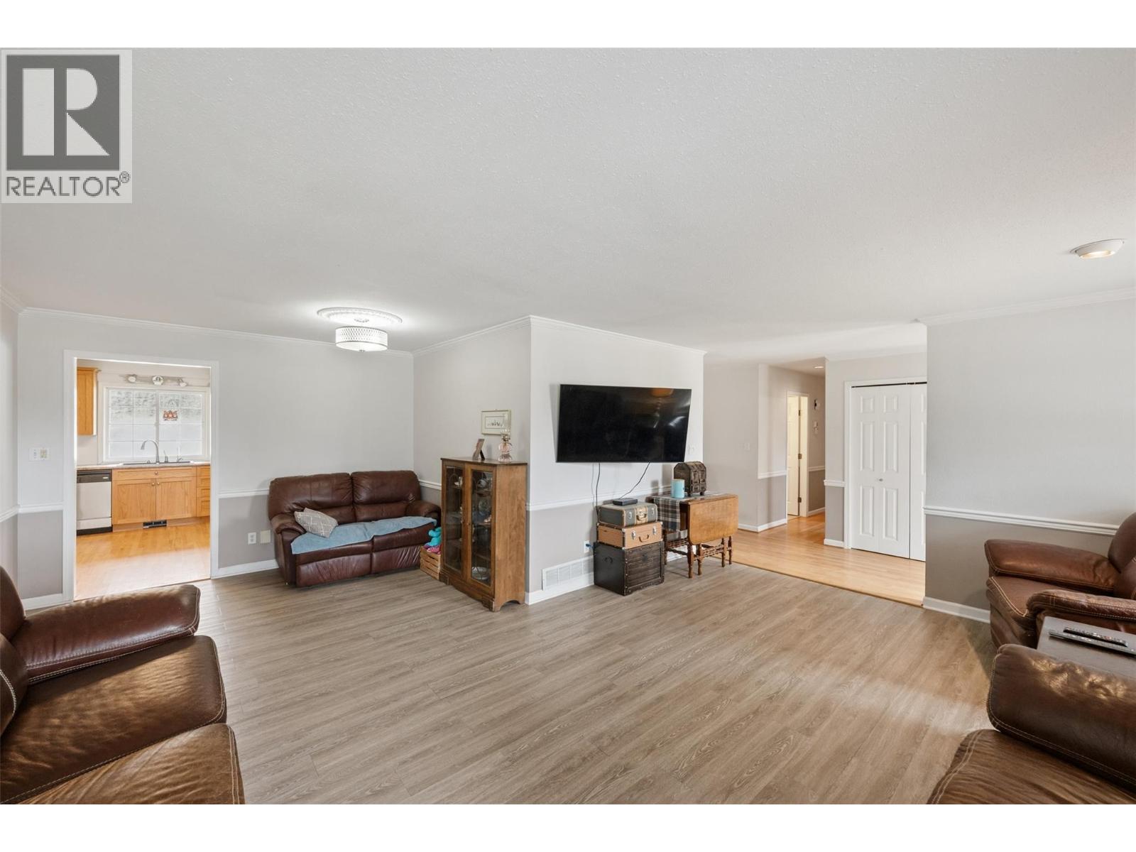 351 Jones Way Road Property Photo 16