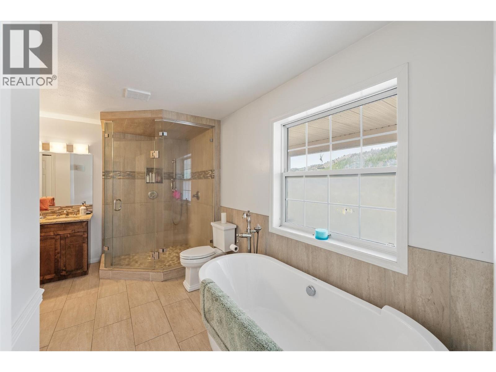 351 Jones Way Road Property Photo 23