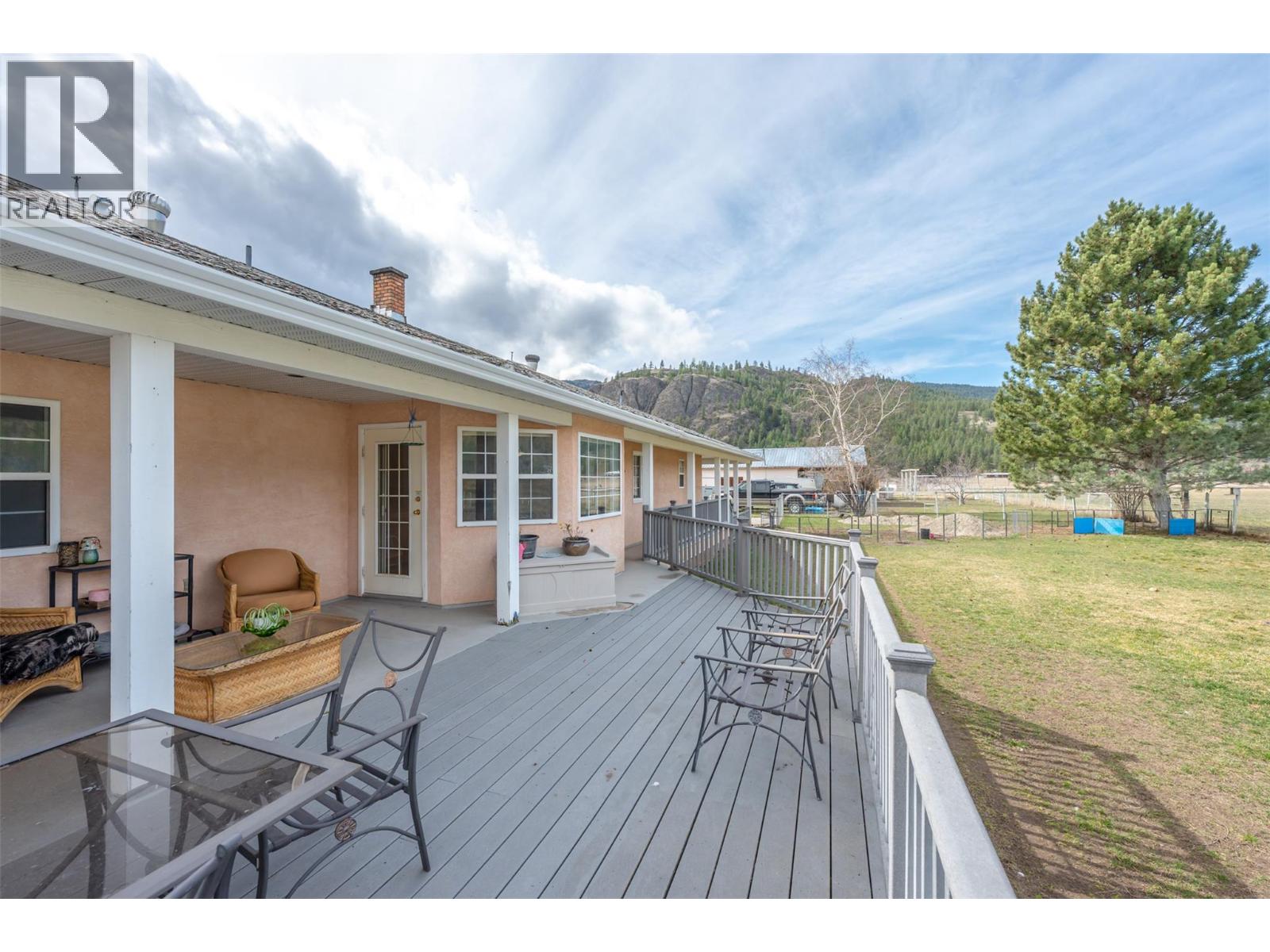 351 Jones Way Road Property Photo 42