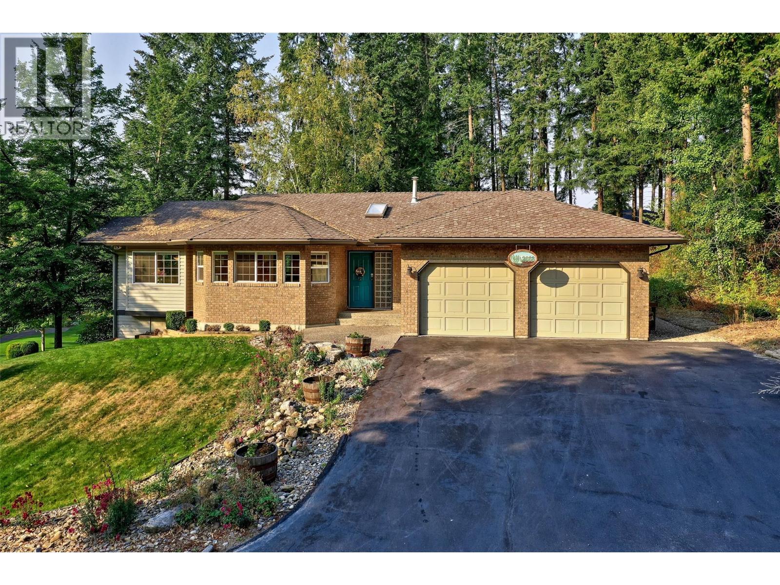 2668 Golf Course Drive Property Photo 1