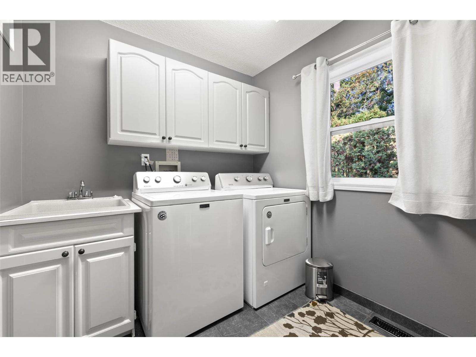 2668 Golf Course Drive Property Photo 12
