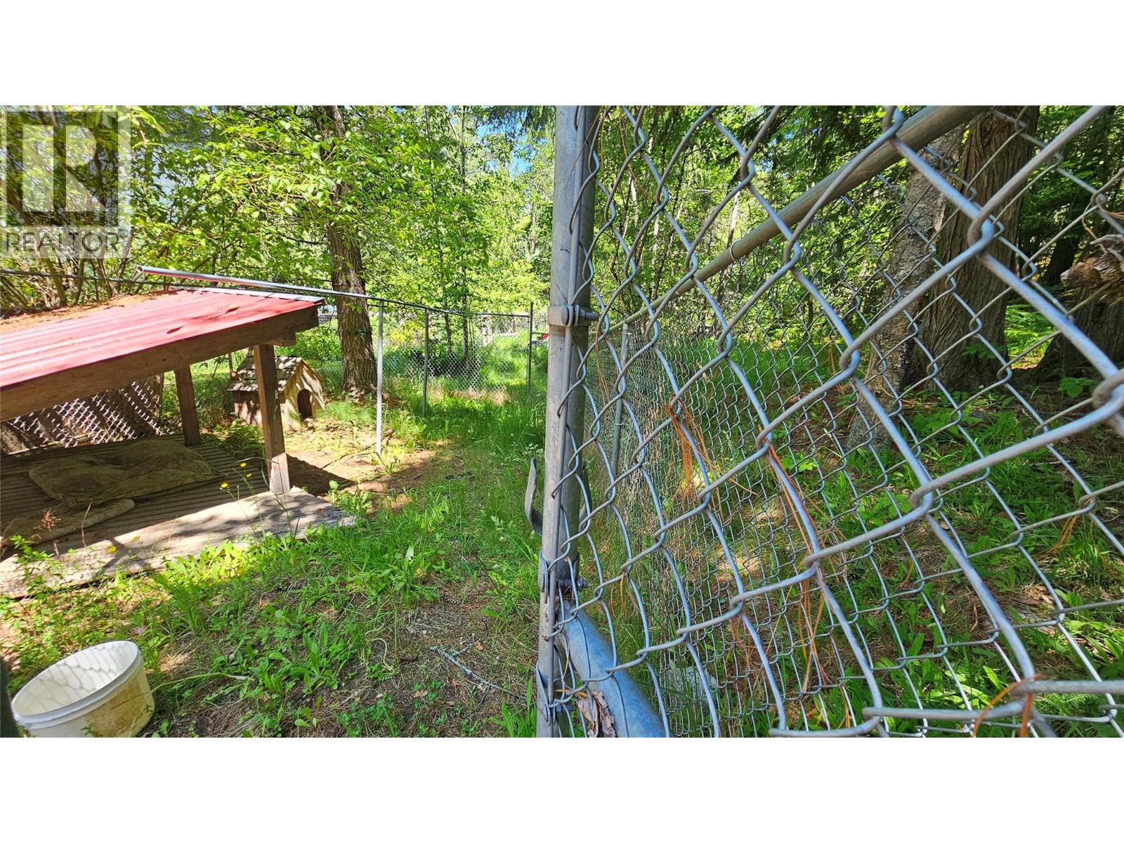 8496 B Procter Road E Property Photo 31