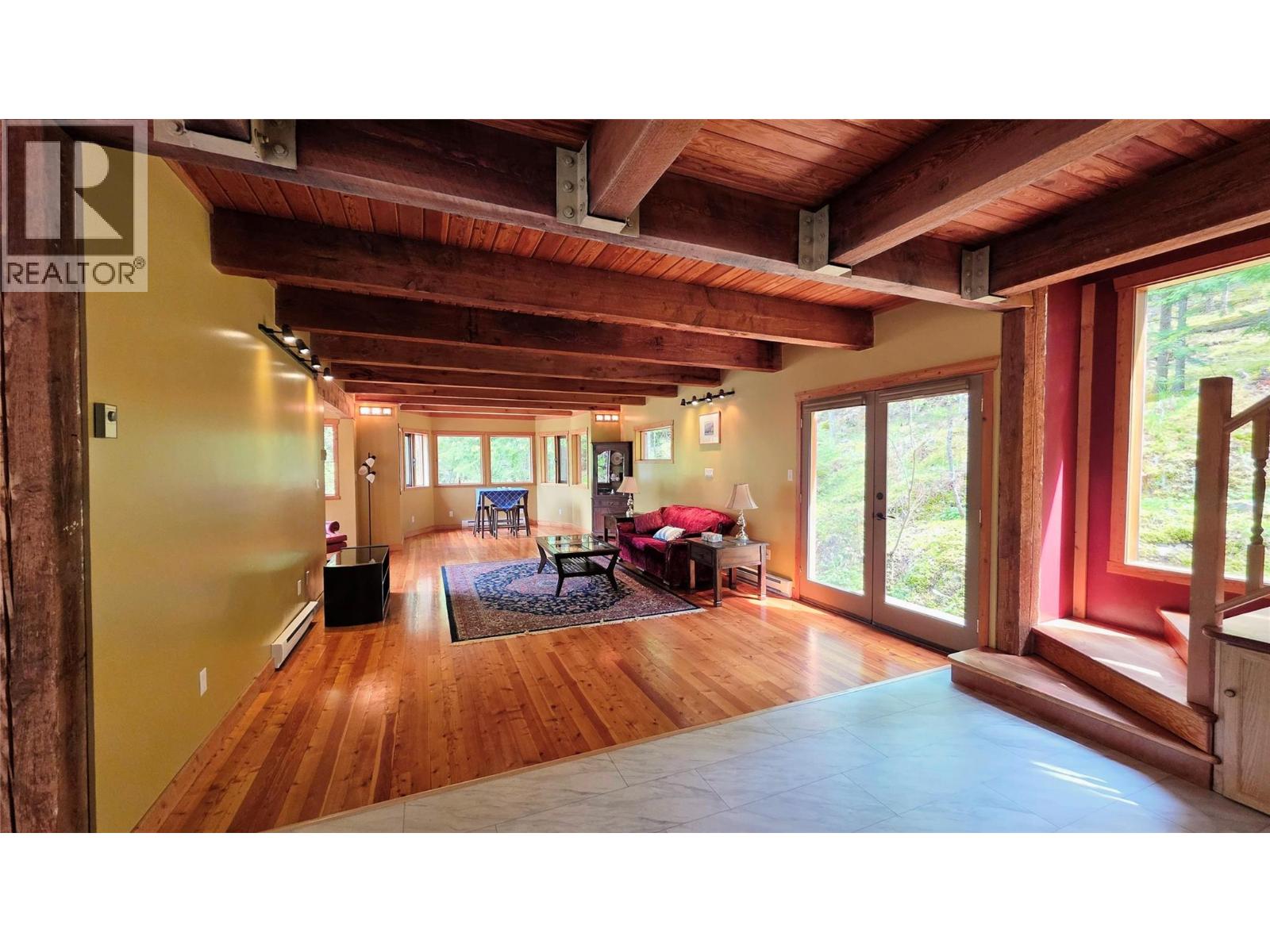 8496 B Procter Road E Property Photo 34