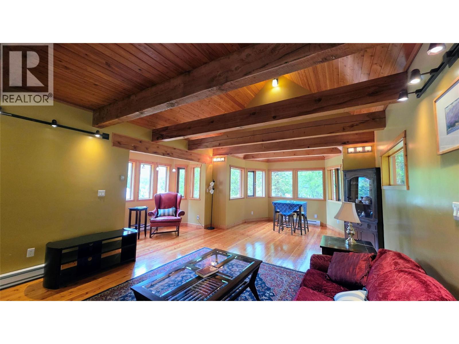 8496 B Procter Road E Property Photo 35