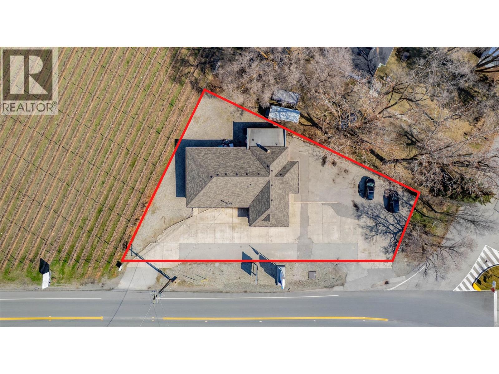 609 Highway 97 Property Photo 21