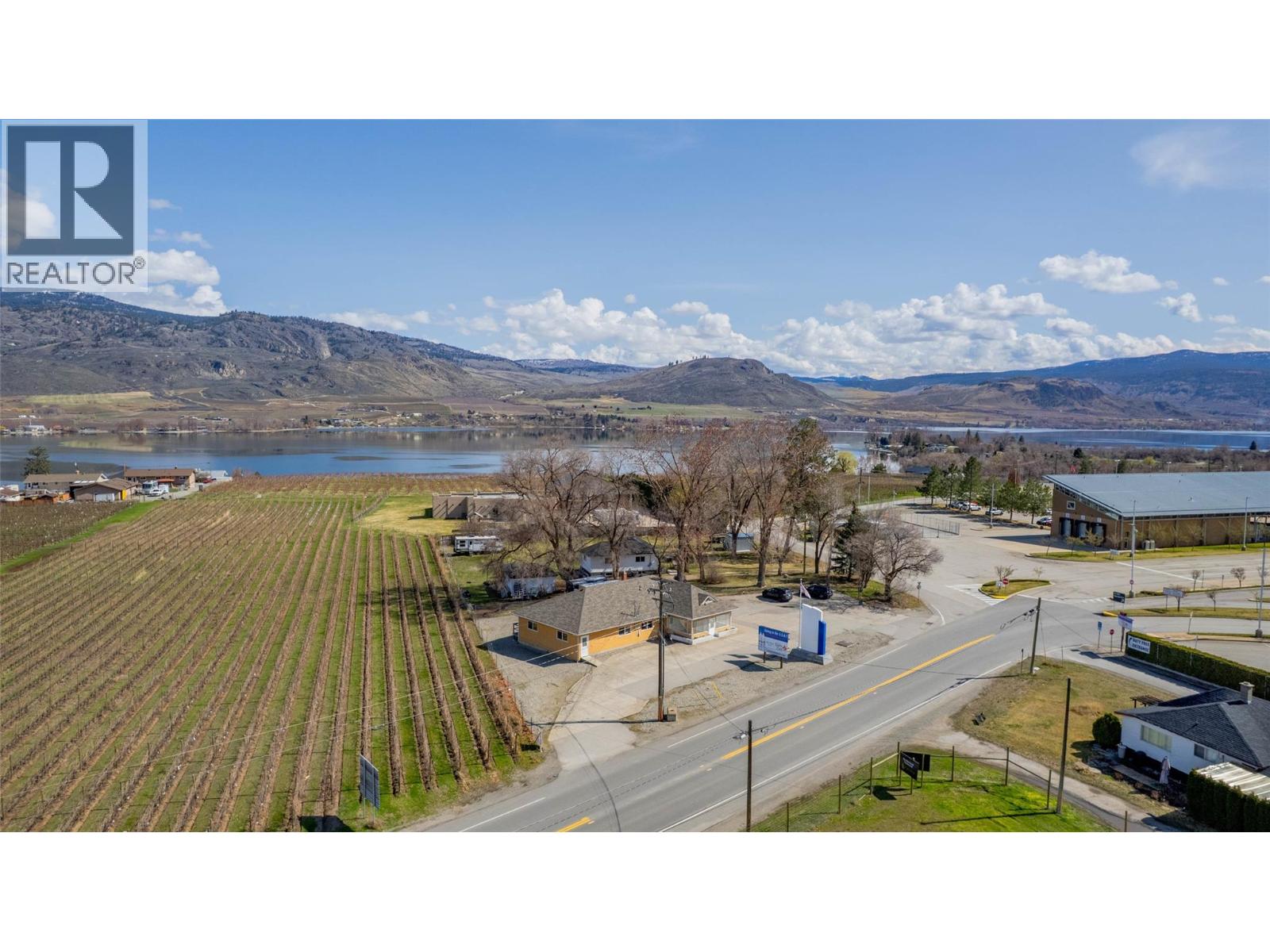 609 Highway 97 Property Photo 24