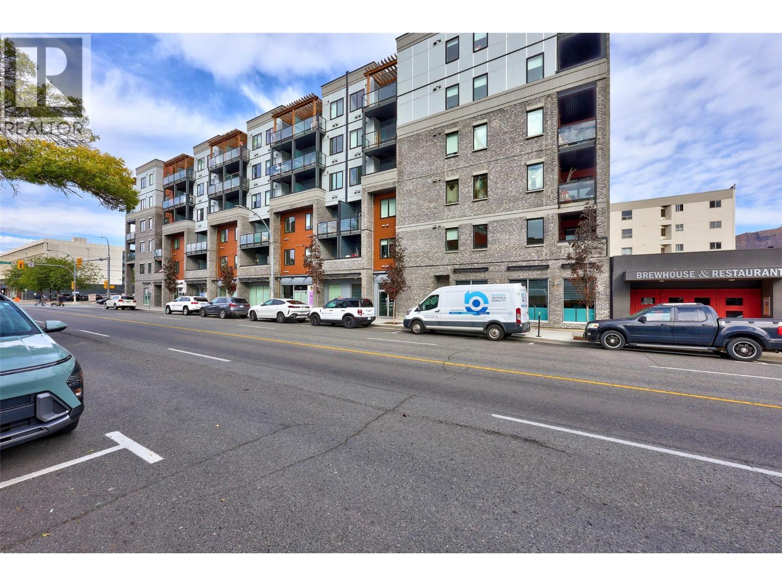 630 Victoria Street Property Photo 2