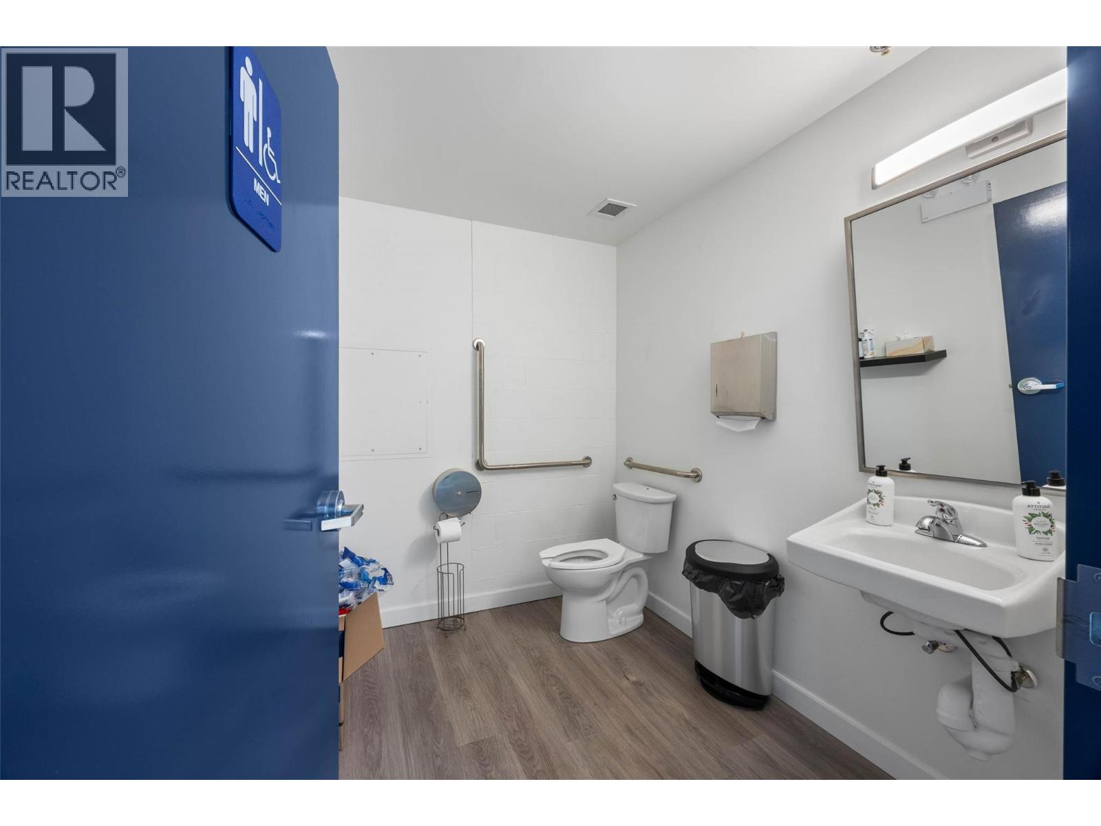 630 Victoria Street Property Photo 13