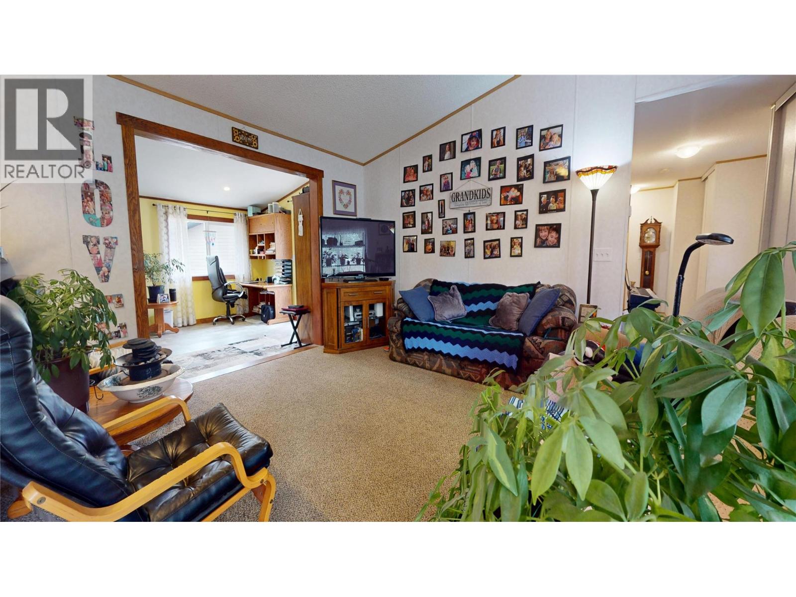 4747 Willow Avenue Property Photo 7