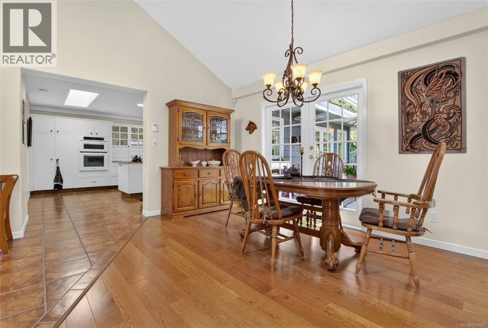 2221 Tarn Pl Property Photo 25