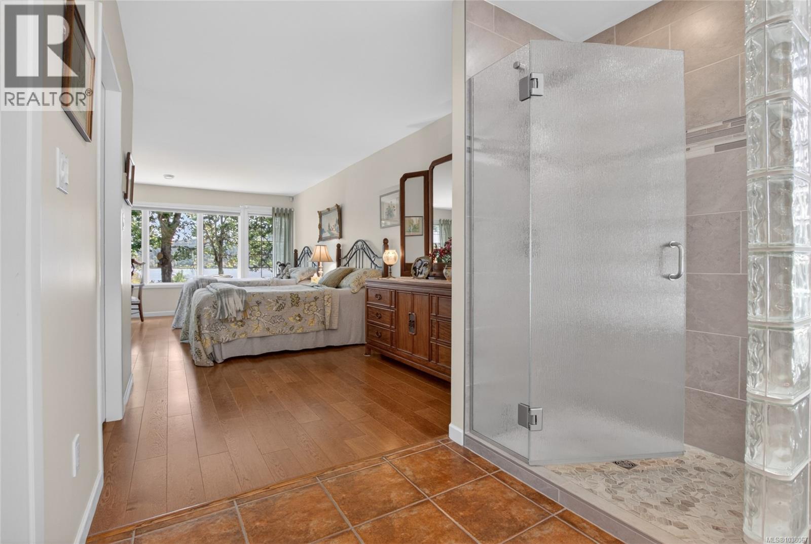 2221 Tarn Pl Property Photo 37