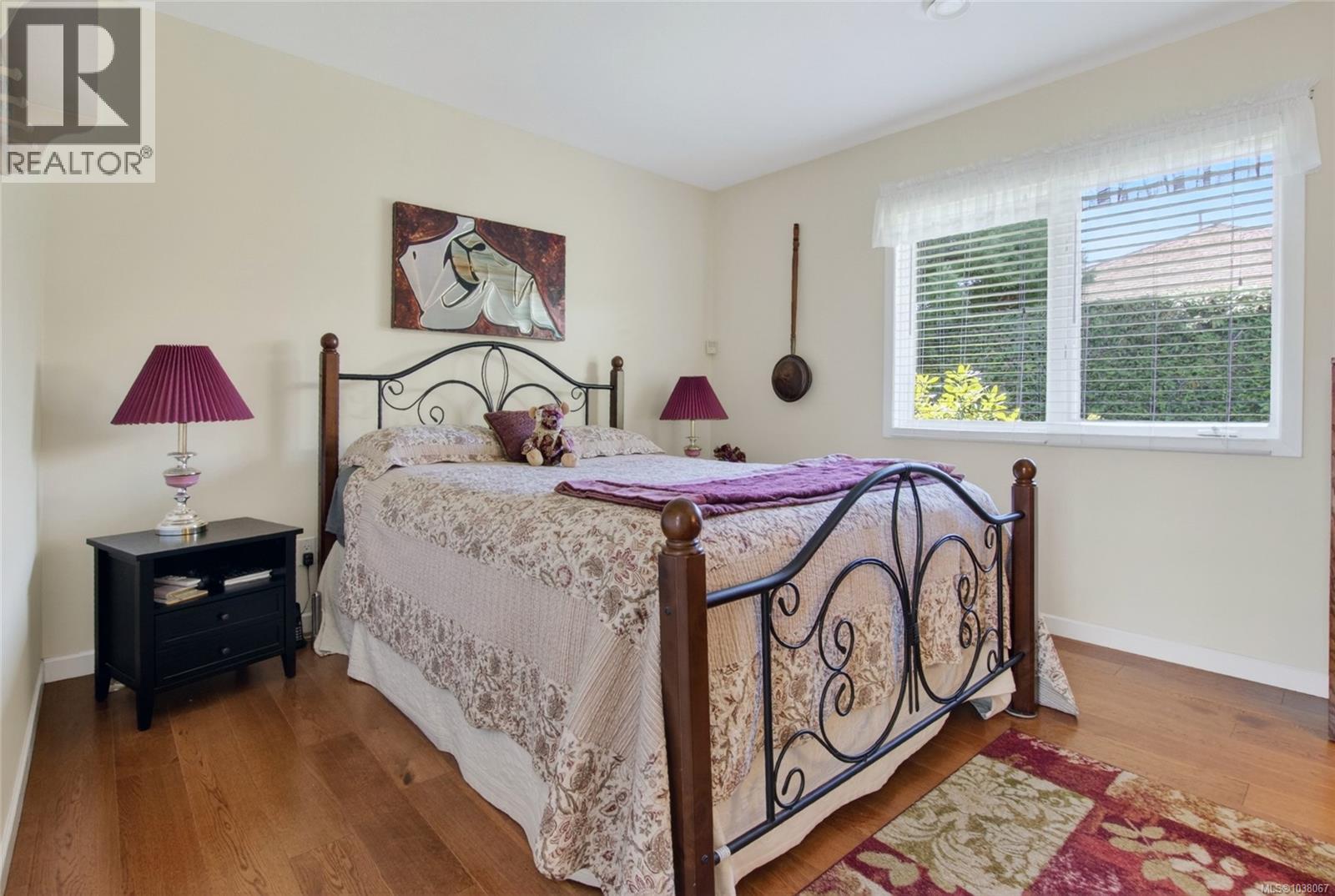 2221 Tarn Pl Property Photo 41