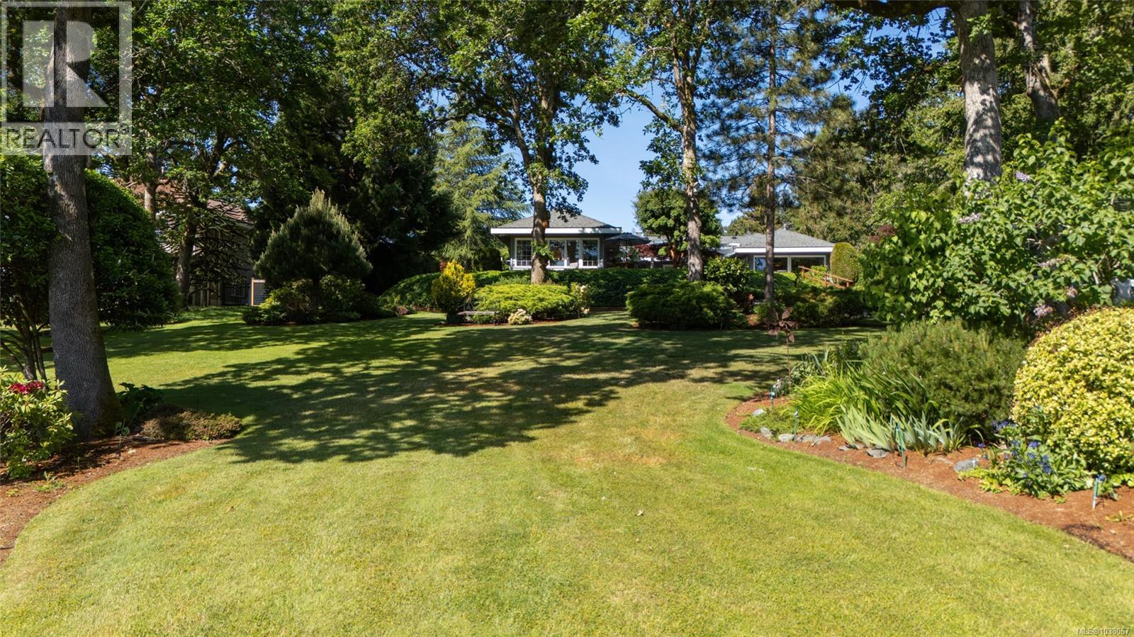 2221 Tarn Pl Property Photo 69