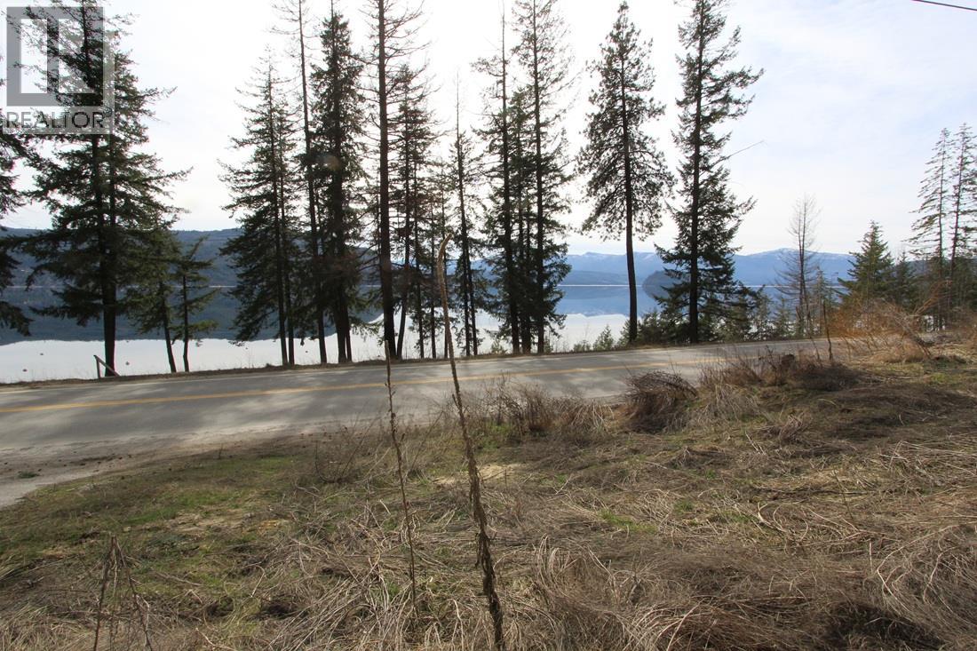 5183 Squilax Anglemont Road Property Photo 6