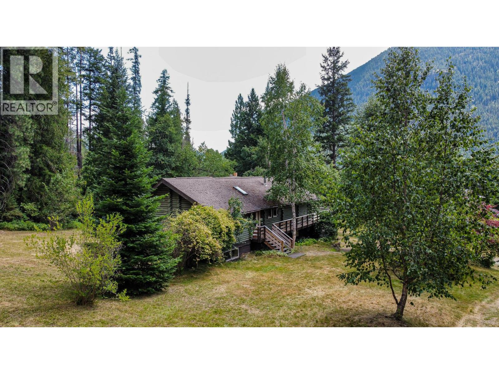 3026 Upper Slocan Park Road Property Photo 2