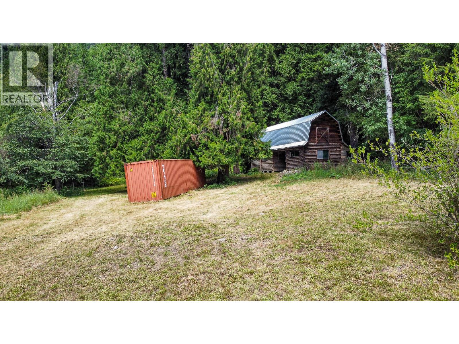 3026 Upper Slocan Park Road Property Photo 5