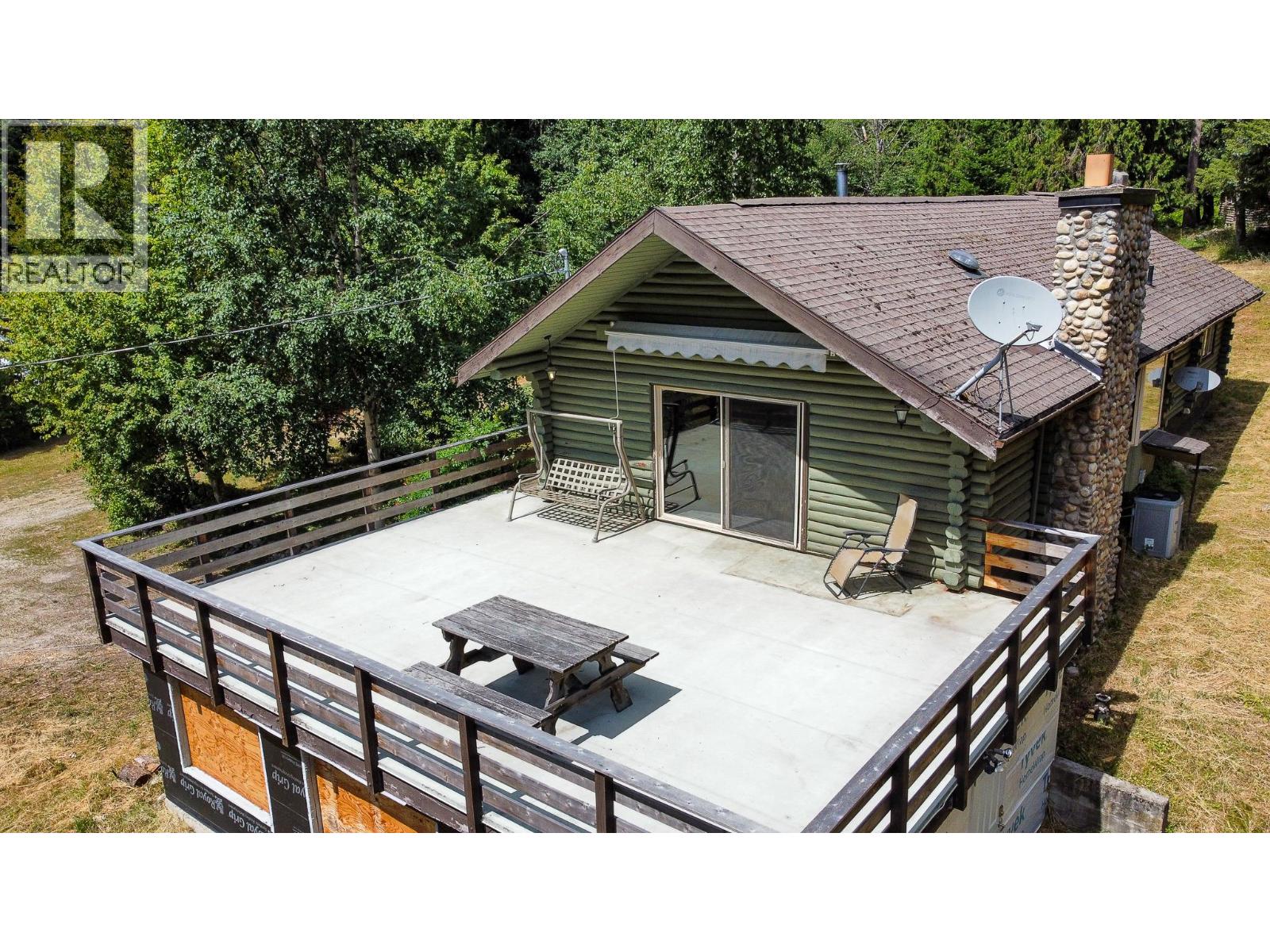 3026 Upper Slocan Park Road Property Photo 7