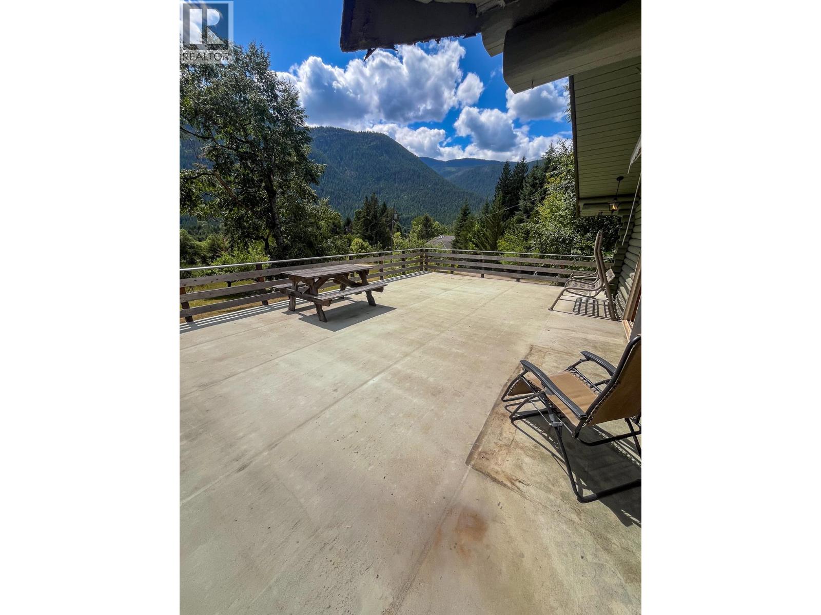 3026 Upper Slocan Park Road Property Photo 31