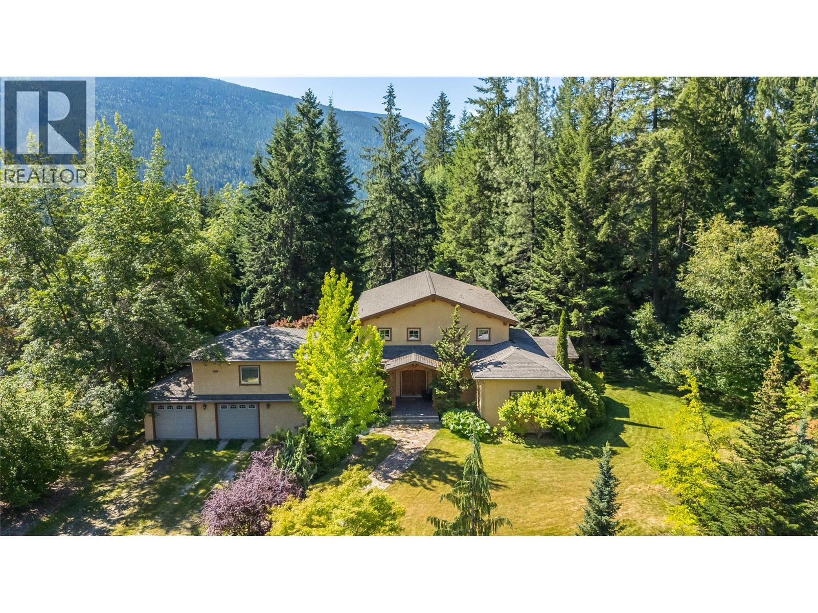 3179 Heddle Road Property Photo 1