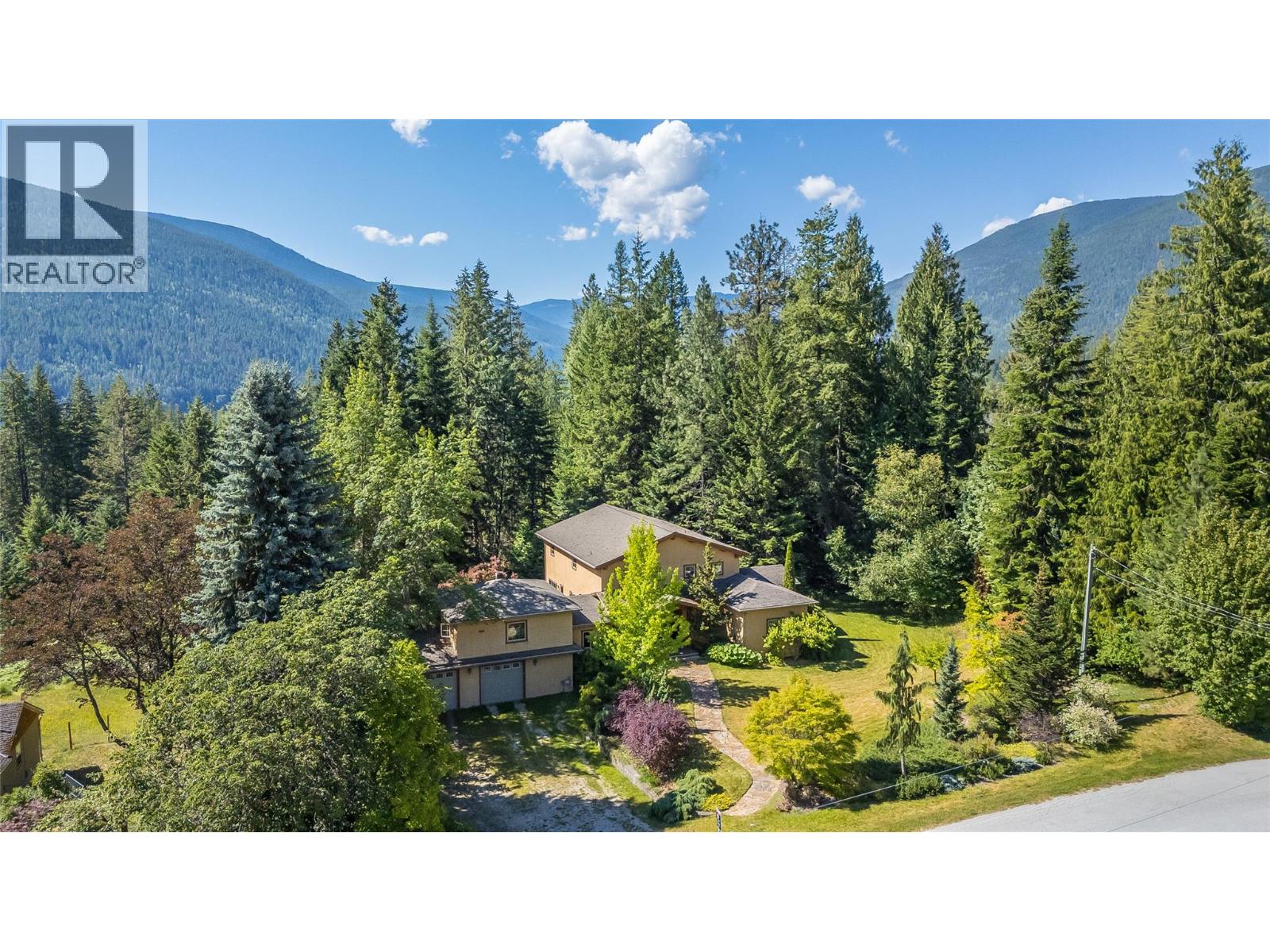 3179 Heddle Road Property Photo 2