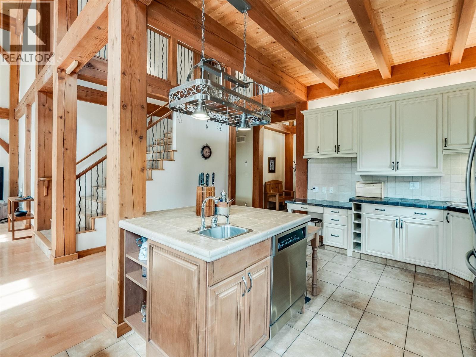 3179 Heddle Road Property Photo 25