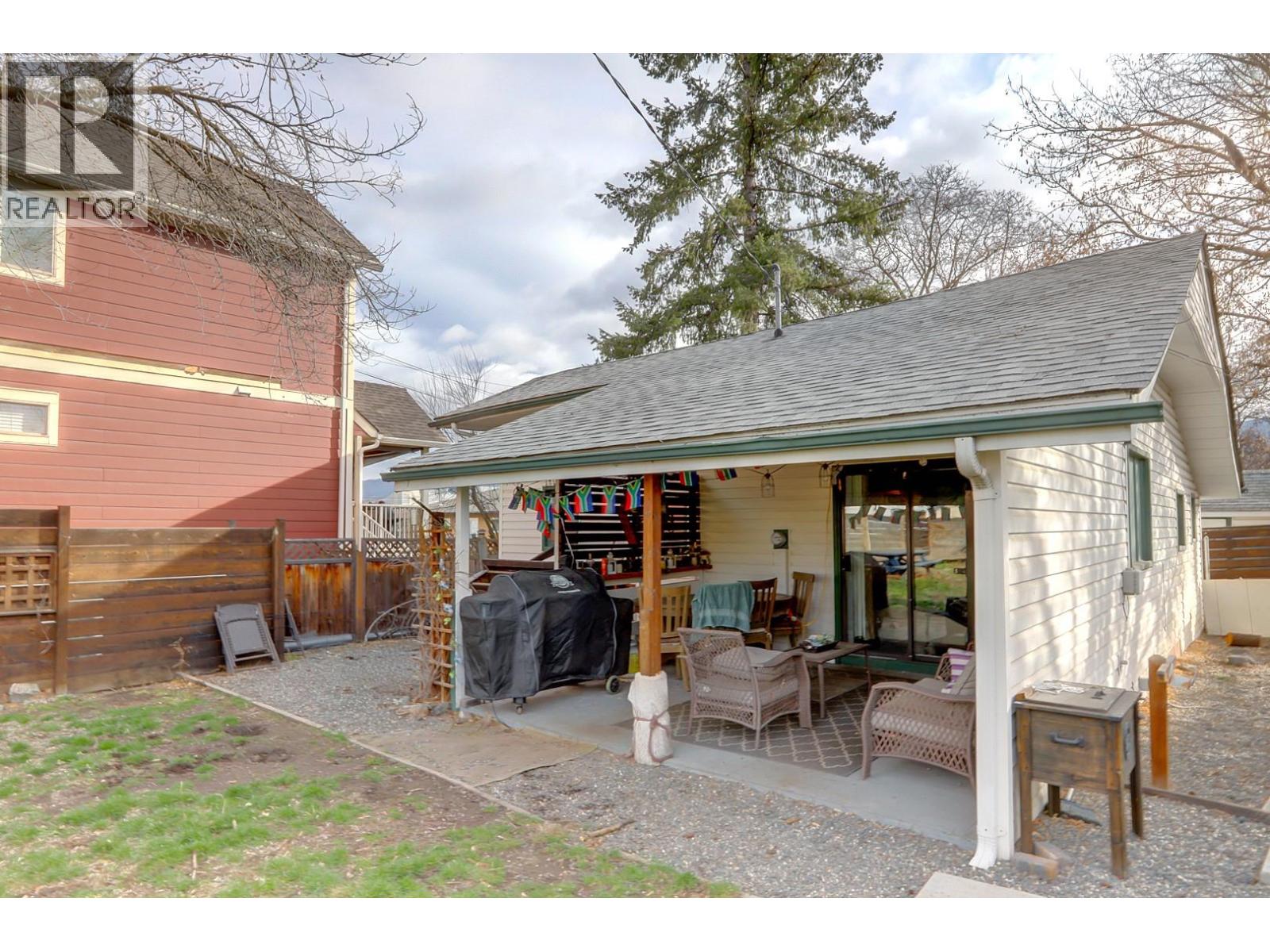 1703 33 Street Property Photo 28