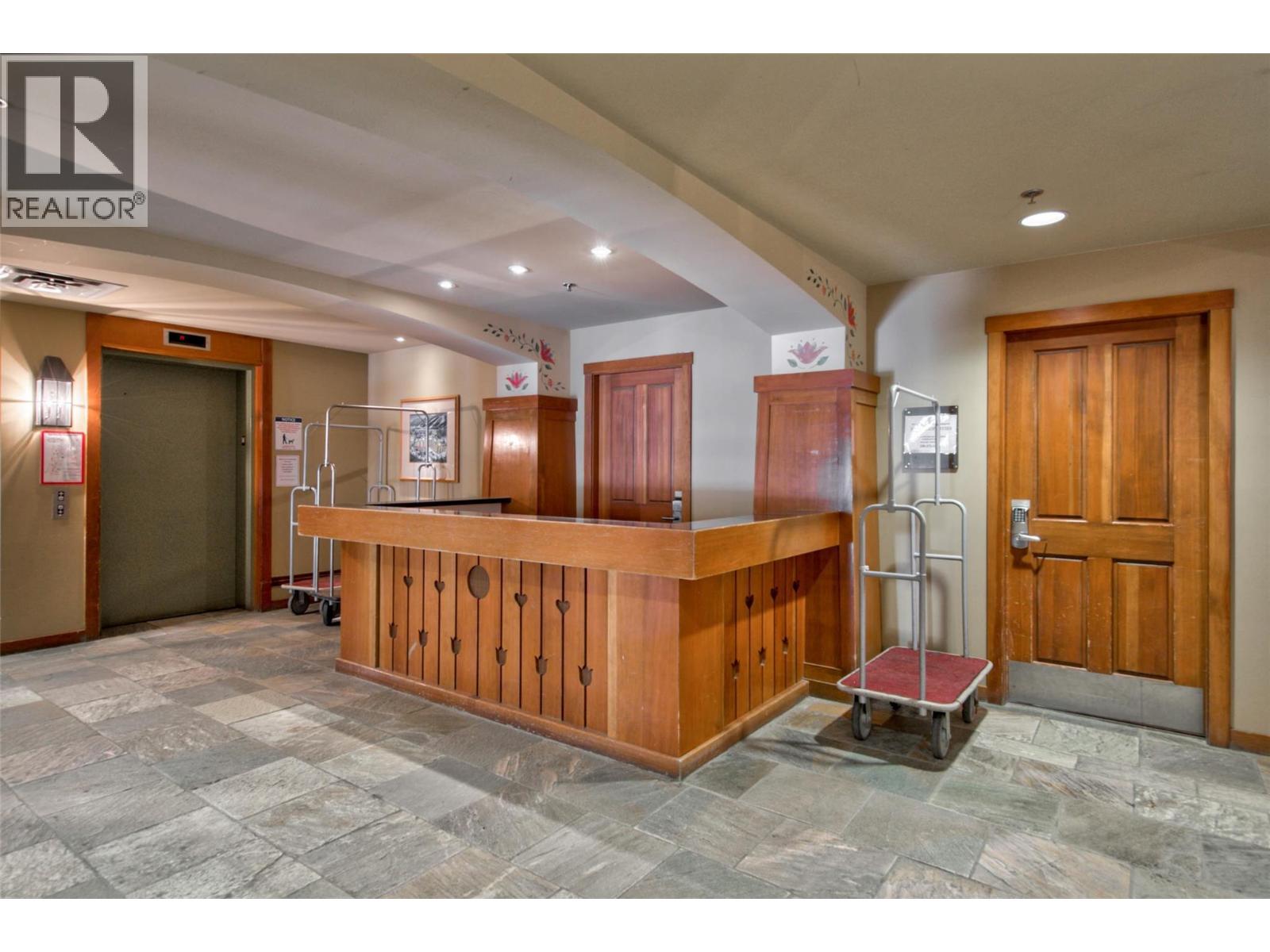 3190 Creekside Way Unit# 215 Property Photo 17
