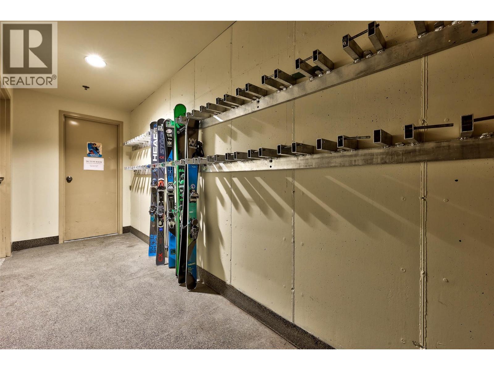 3190 Creekside Way Unit# 215 Property Photo 18