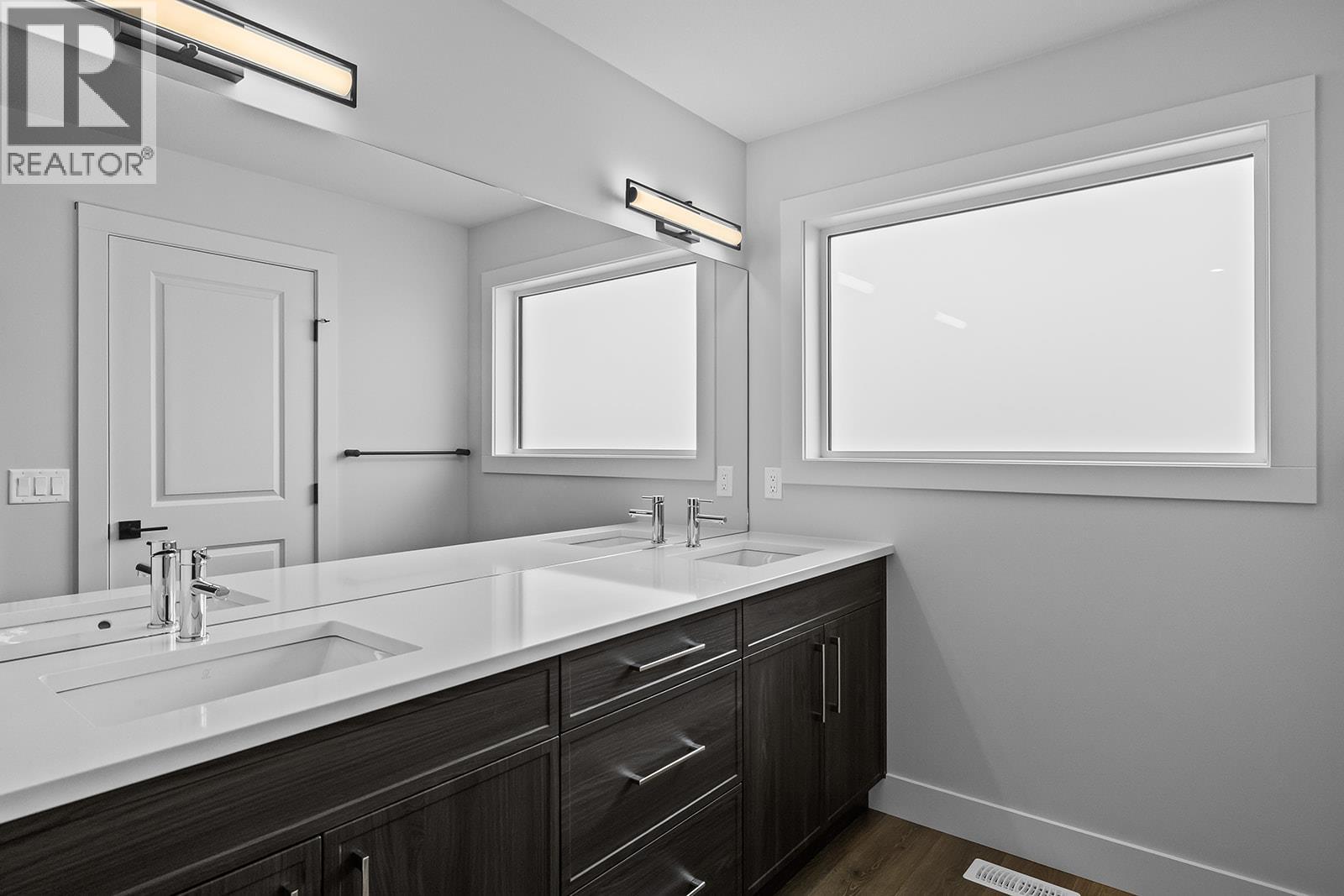 369 Arrowleaf Rise Property Photo 10