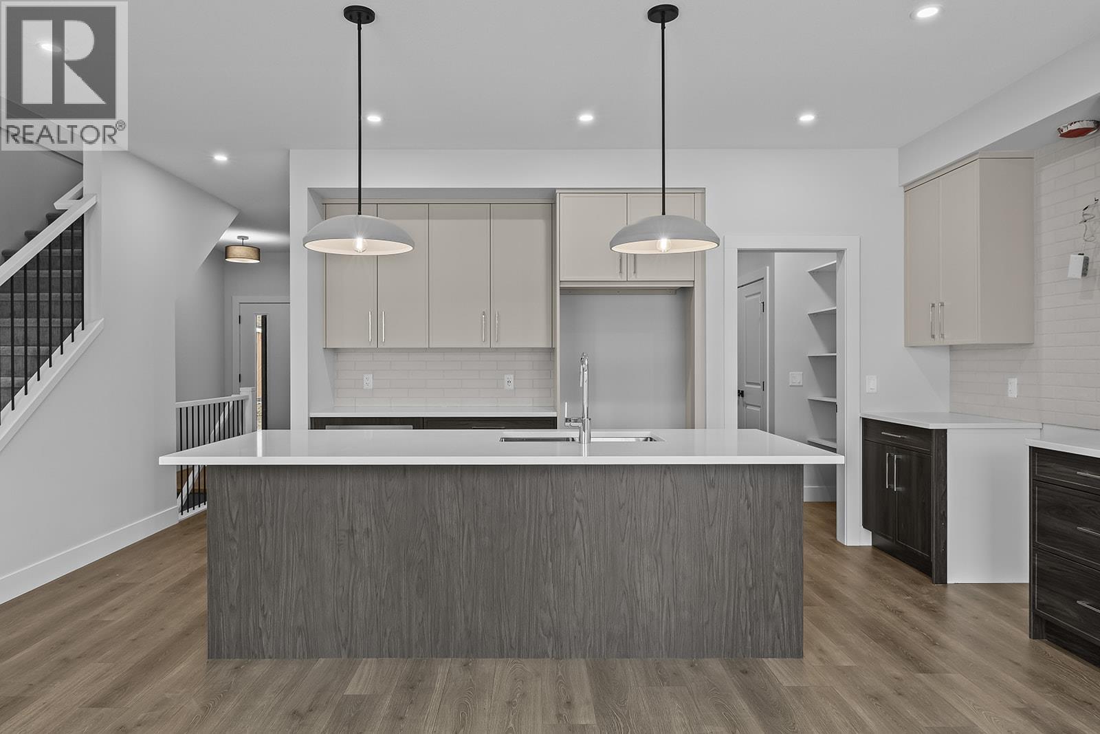 369 Arrowleaf Rise Property Photo 18