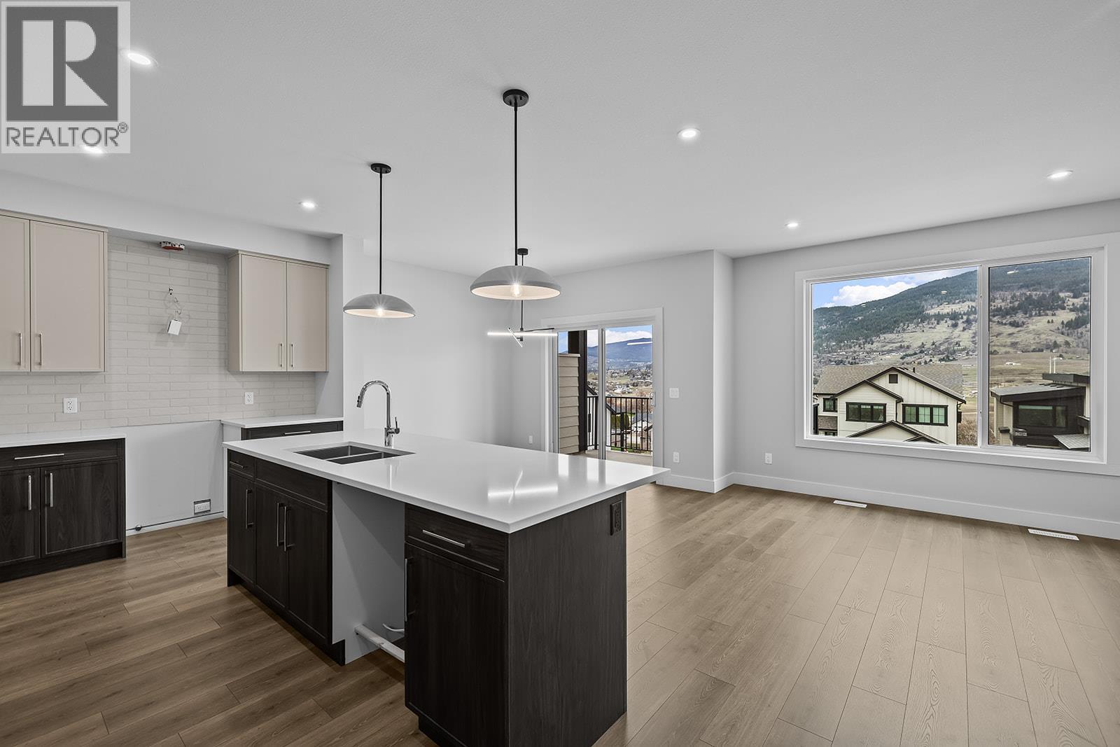 369 Arrowleaf Rise Property Photo 21