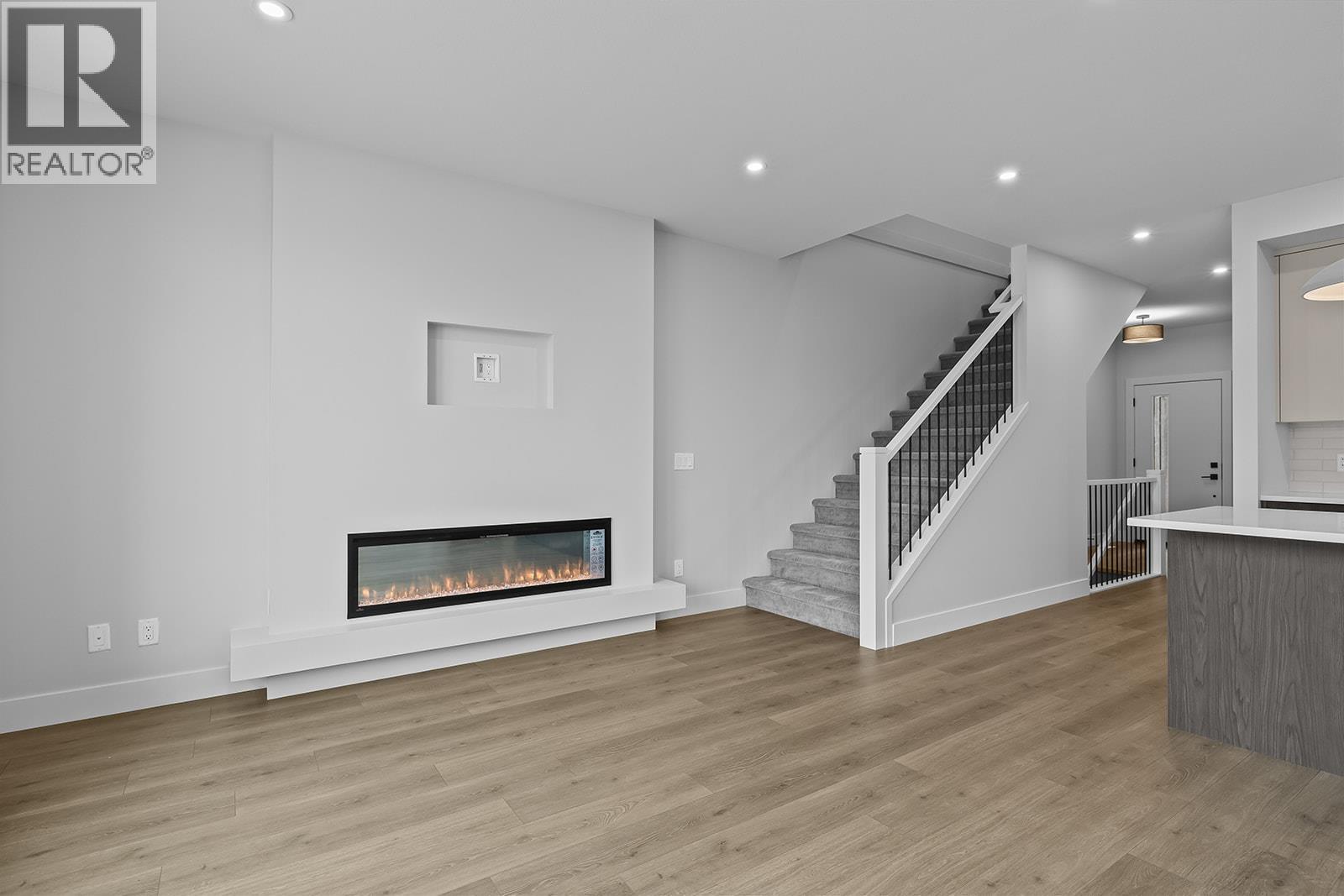 369 Arrowleaf Rise Property Photo 23
