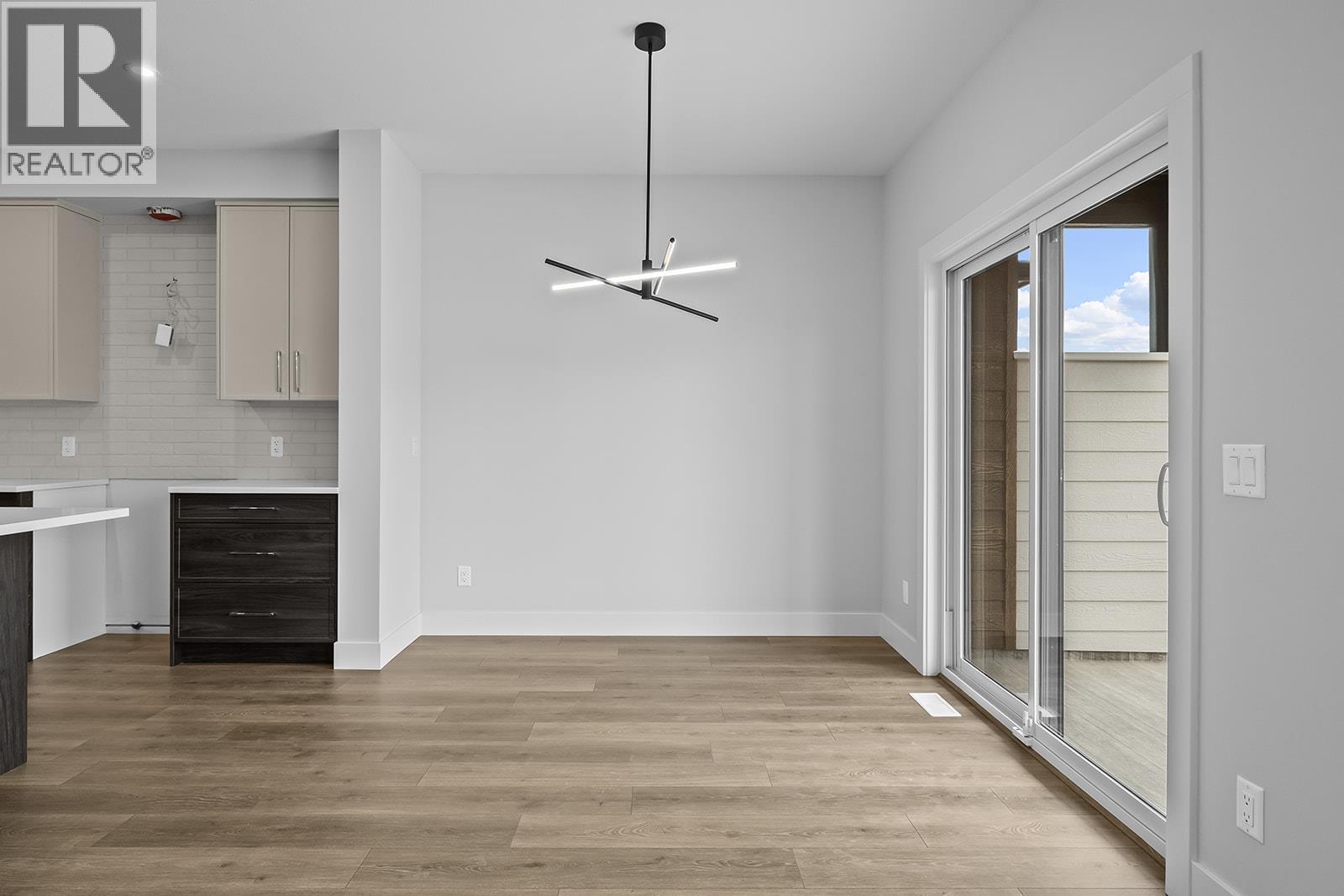 369 Arrowleaf Rise Property Photo 24
