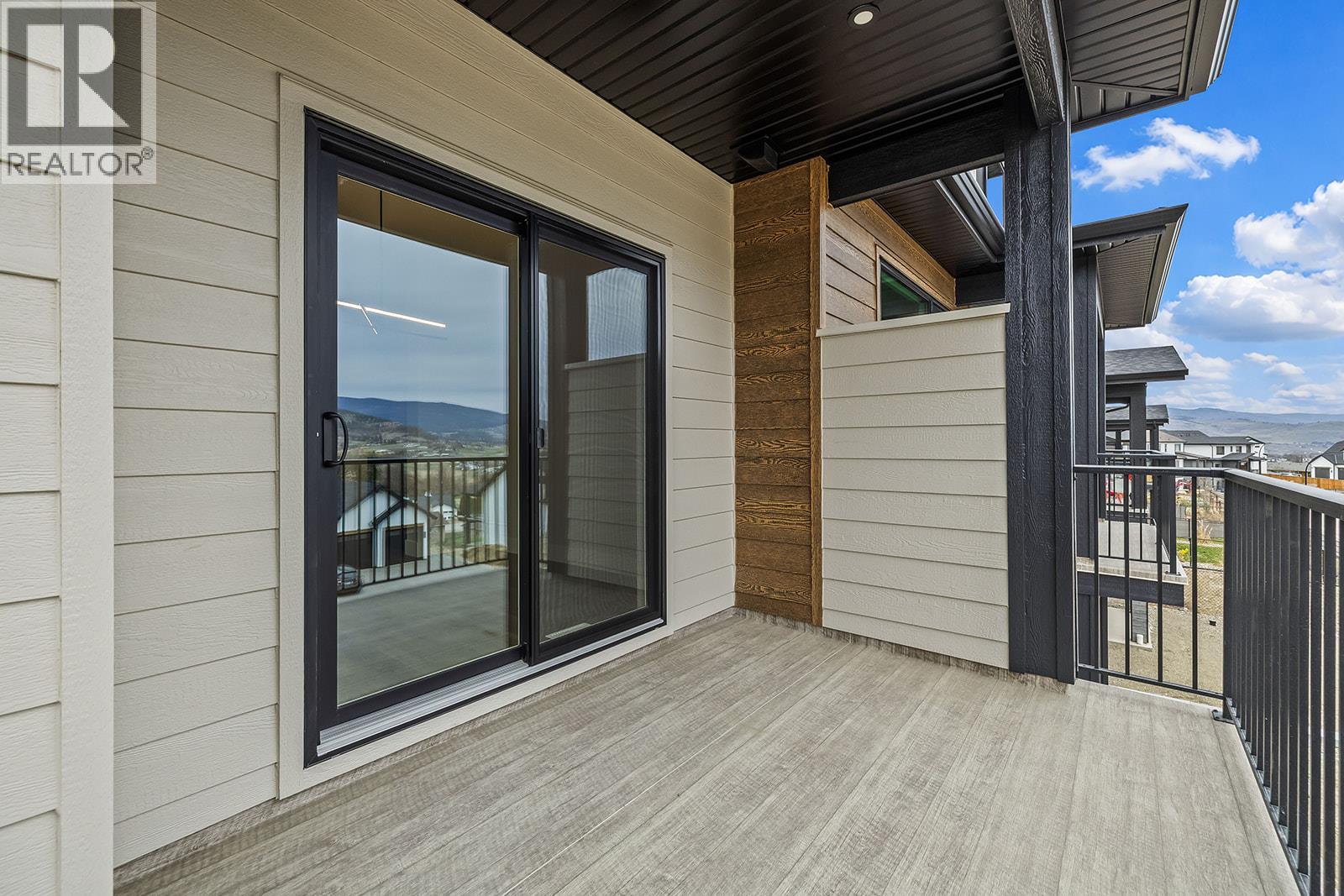 369 Arrowleaf Rise Property Photo 27