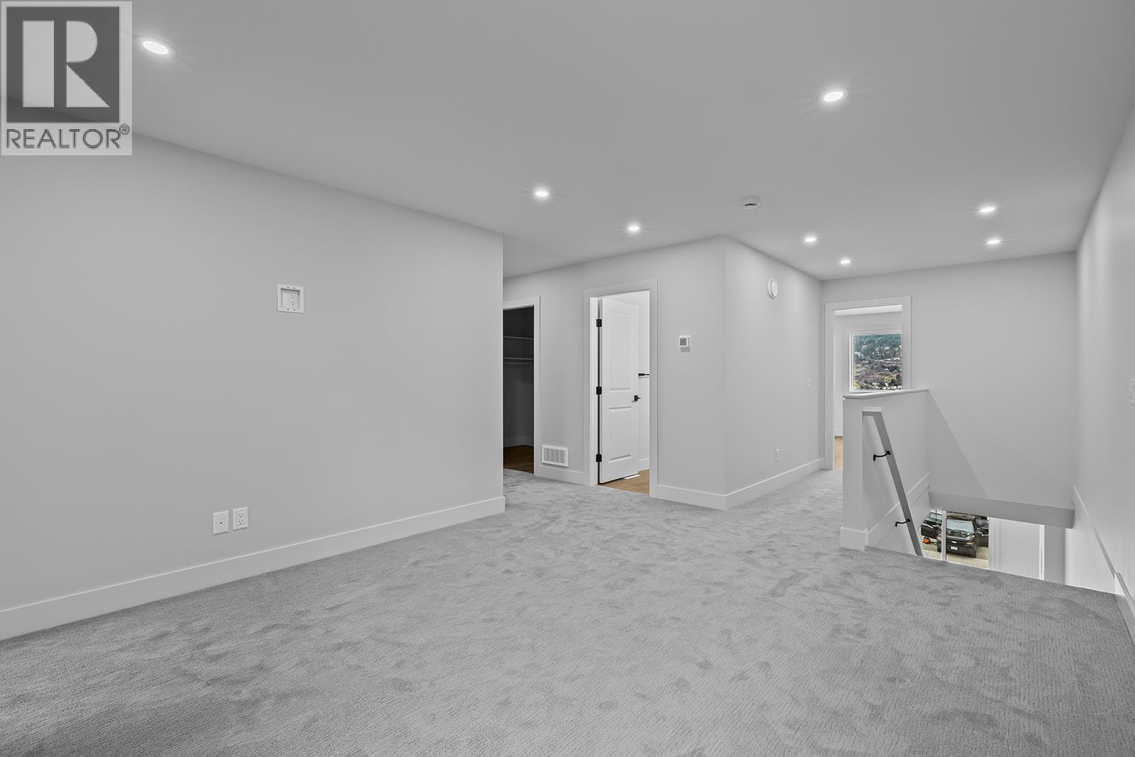 369 Arrowleaf Rise Property Photo 29