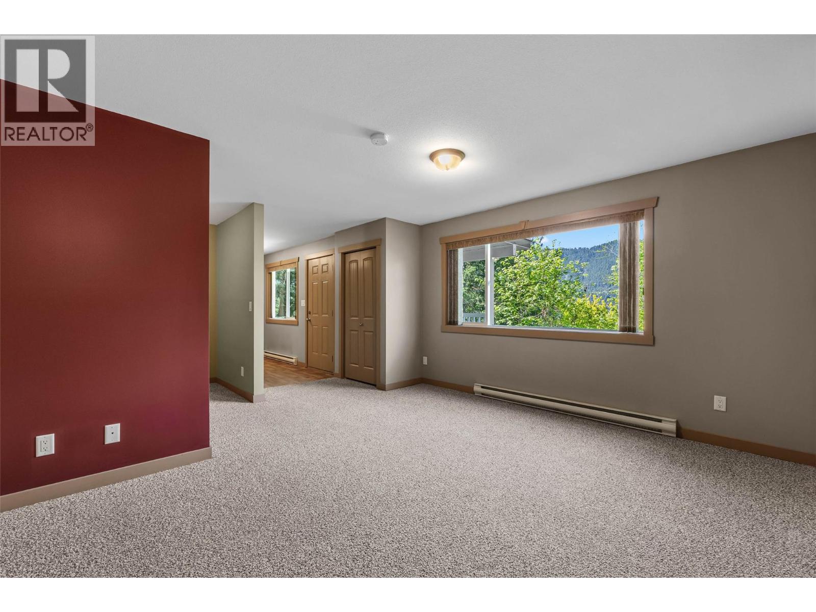 1170 Montgomery Place Property Photo 33
