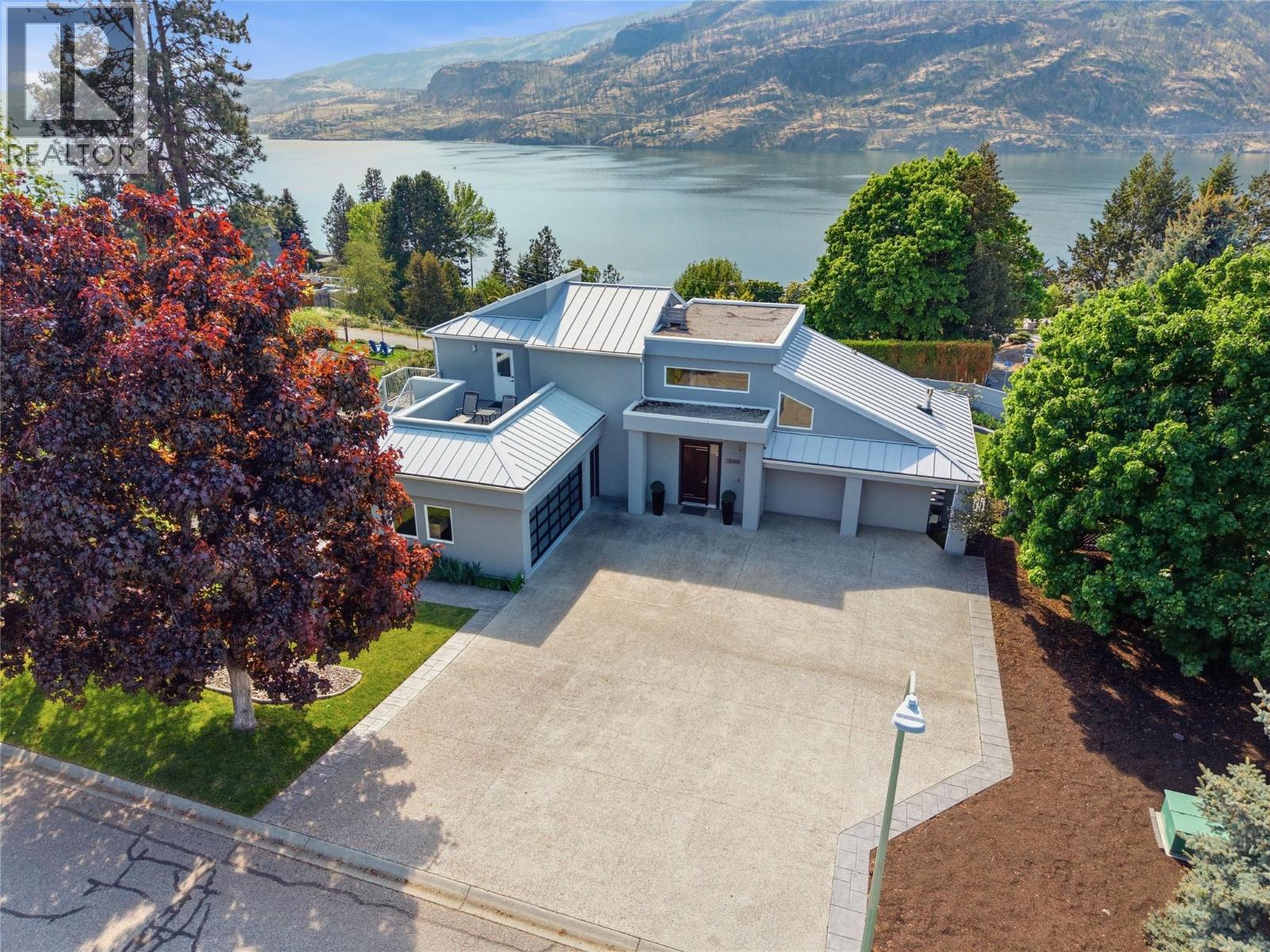 2090 Bennett Road