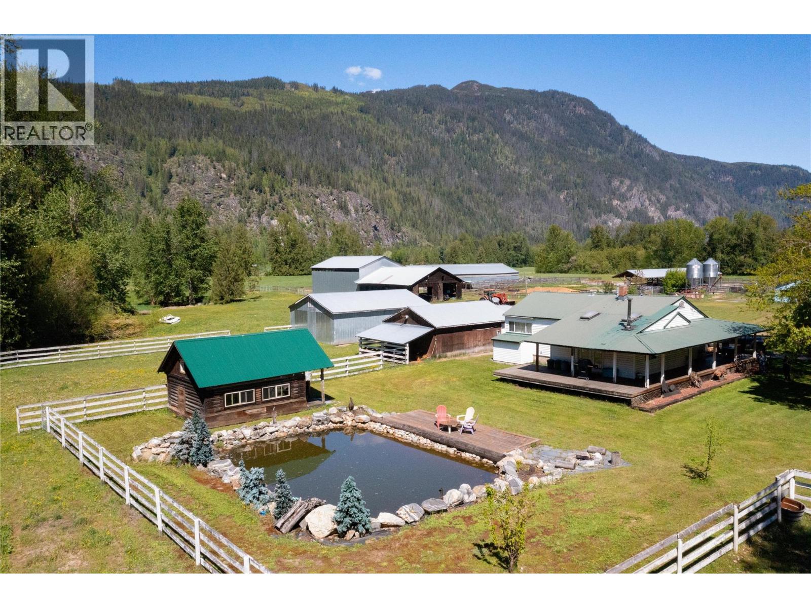 2169 Solsqua Road Property Photo 18