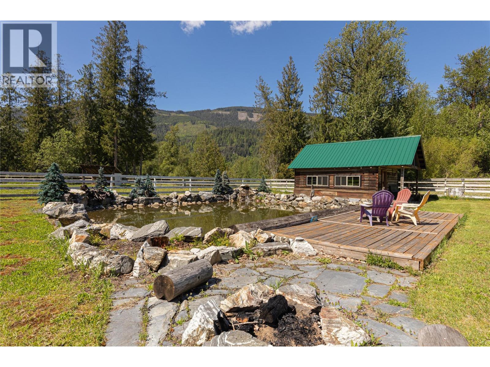 2169 Solsqua Road Property Photo 21