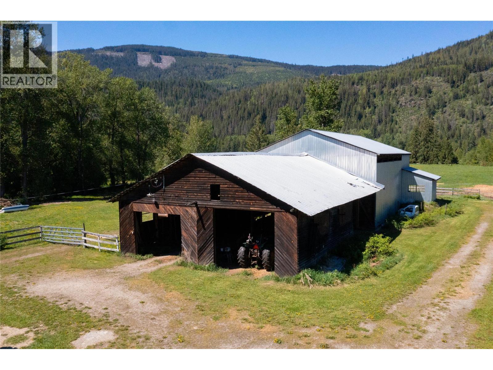 2169 Solsqua Road Property Photo 36