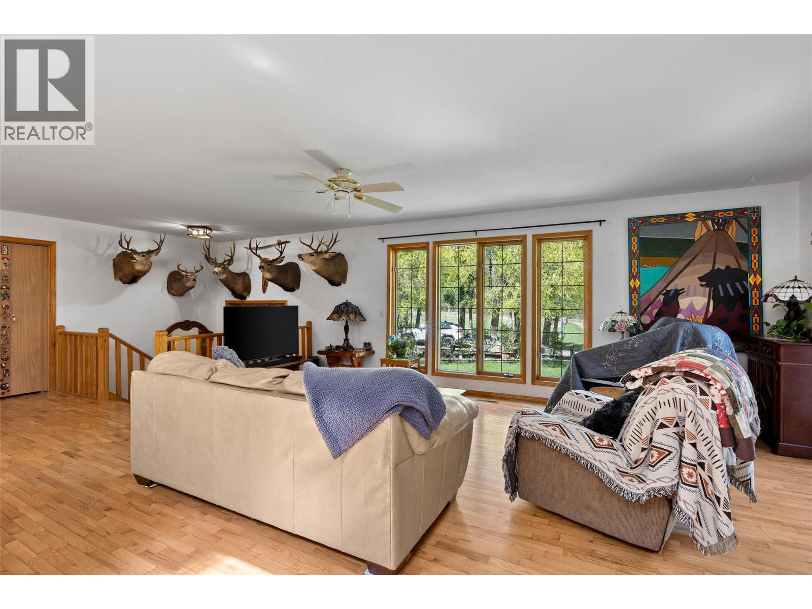 9792 Meadow Road Property Photo 12