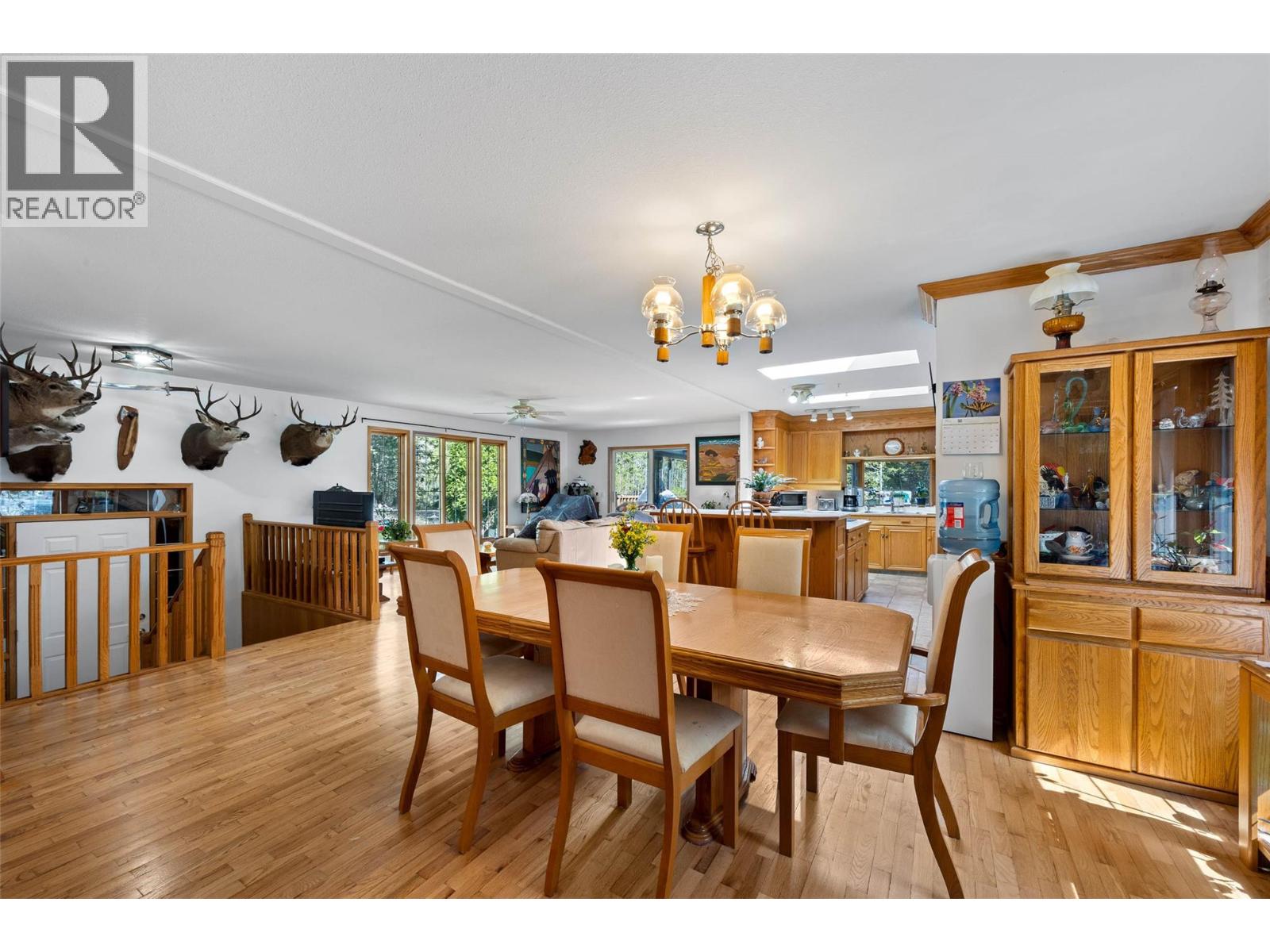9792 Meadow Road Property Photo 13