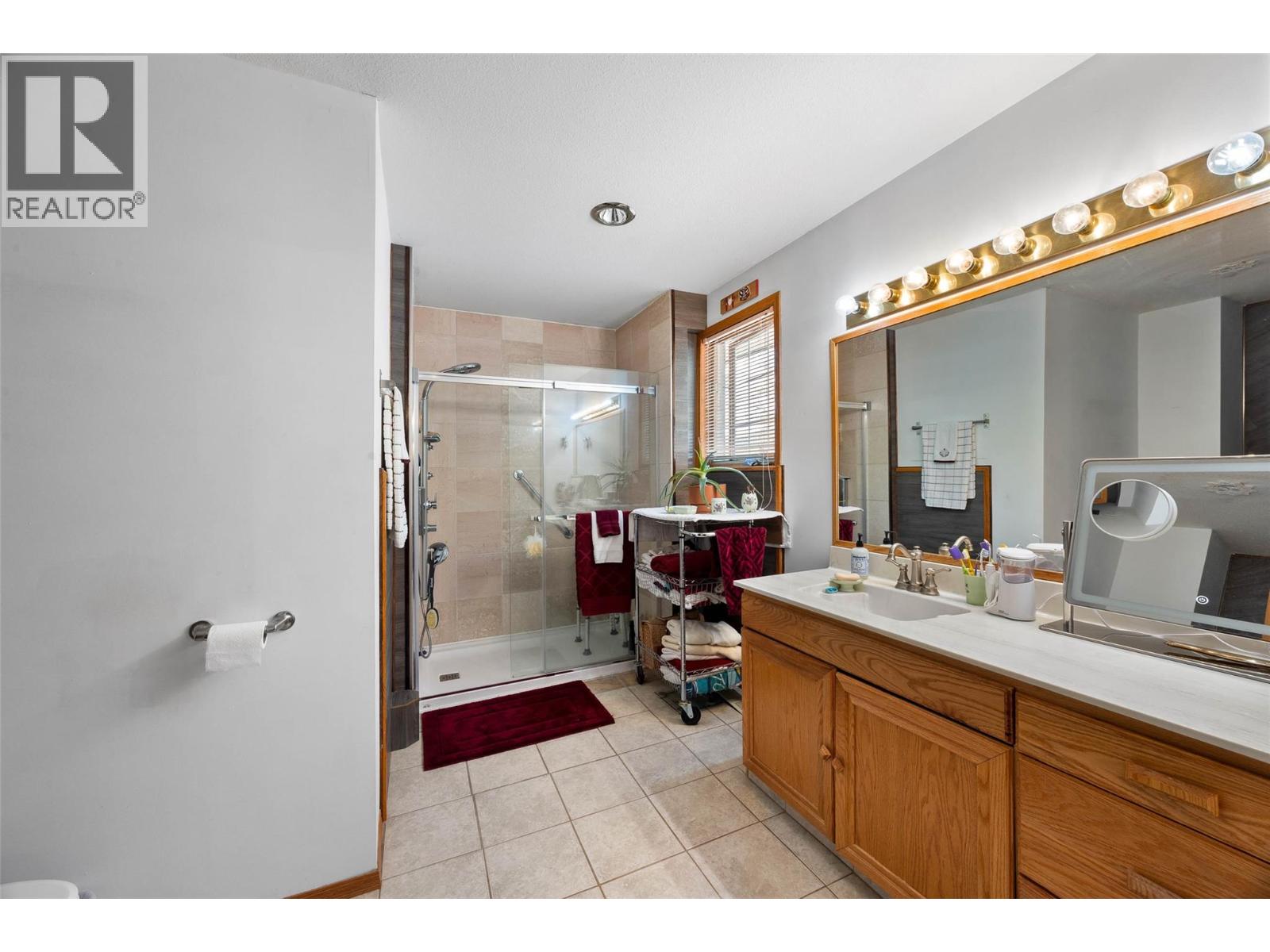 9792 Meadow Road Property Photo 15