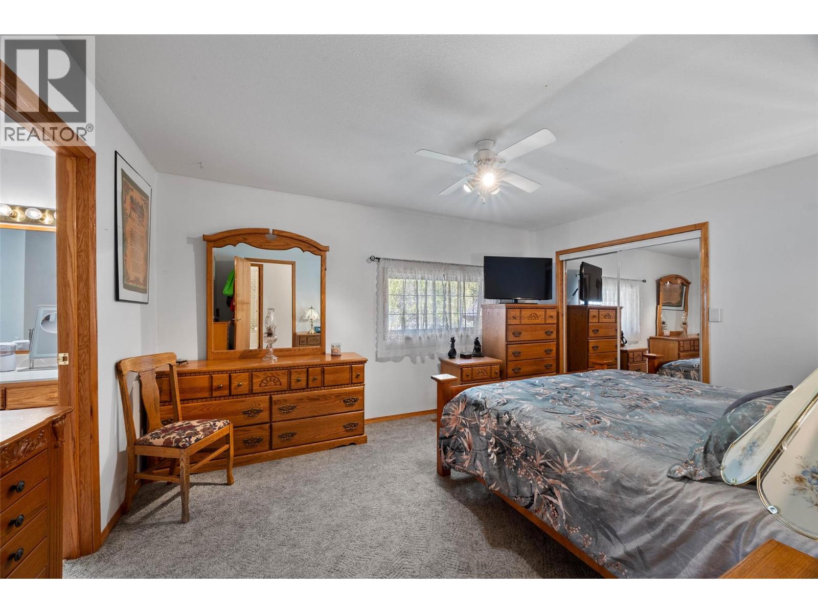 9792 Meadow Road Property Photo 17