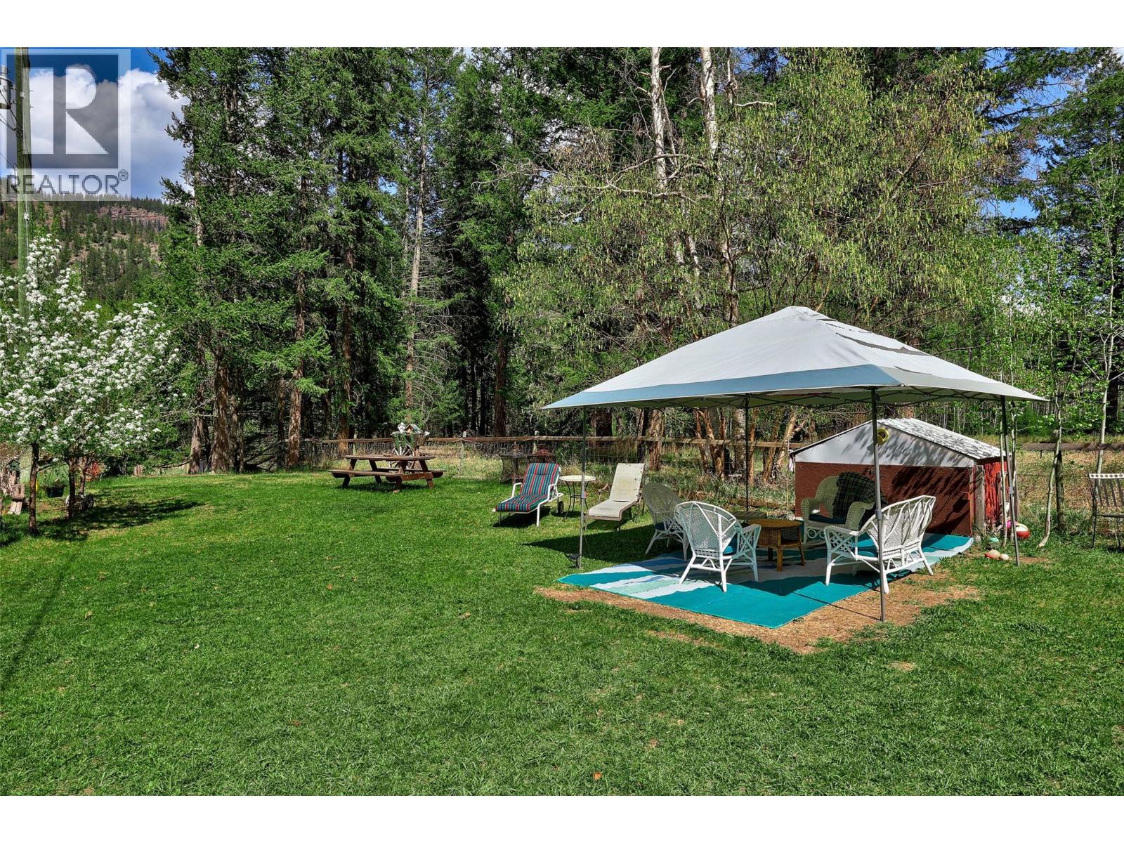 9792 Meadow Road Property Photo 38