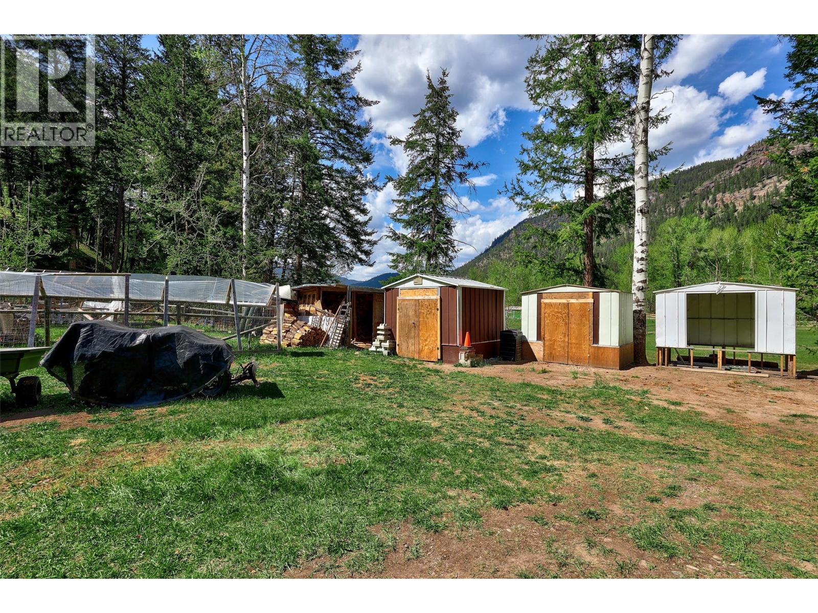 9792 Meadow Road Property Photo 40