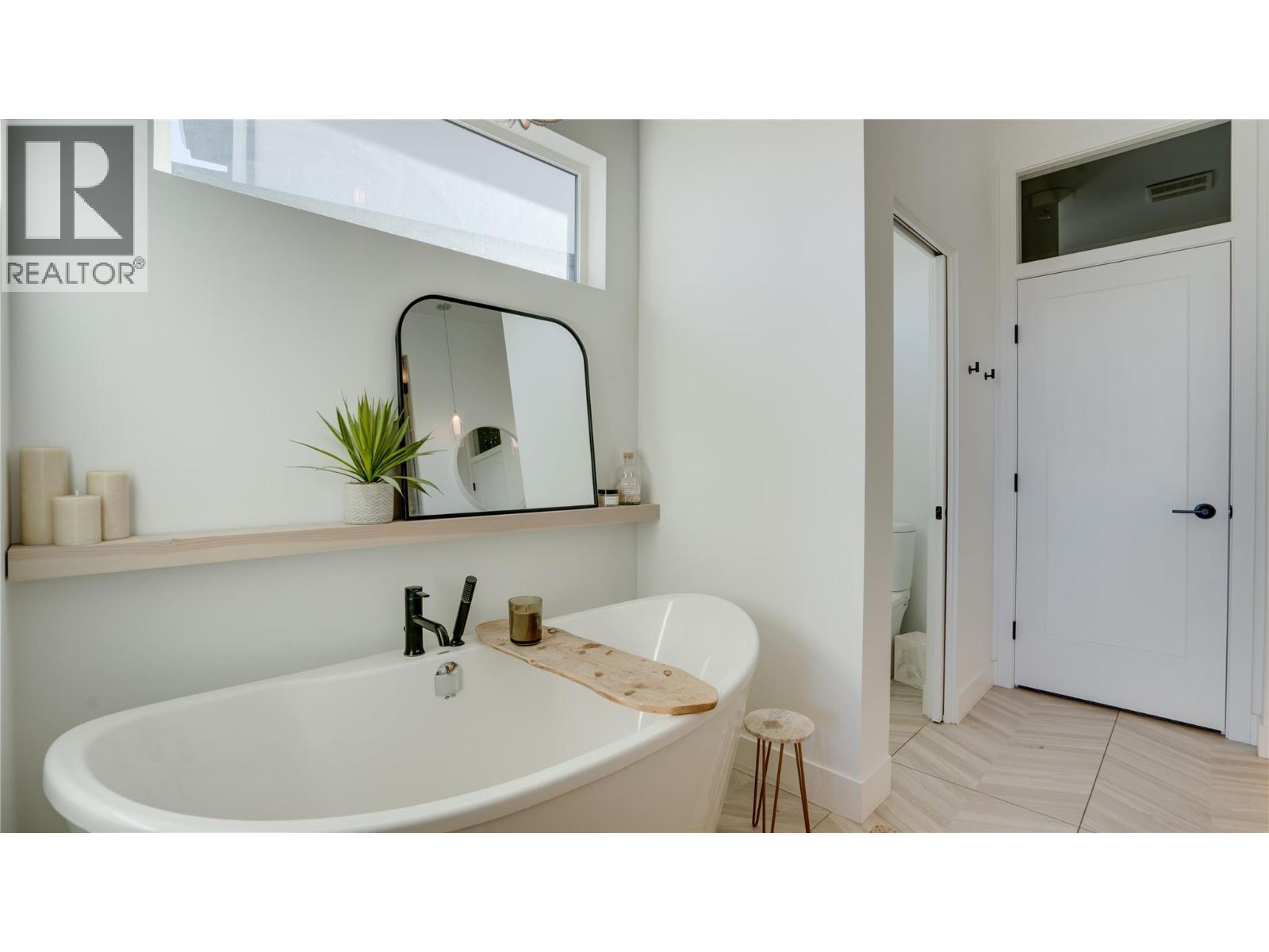 1220 Ponds Avenue Property Photo 32