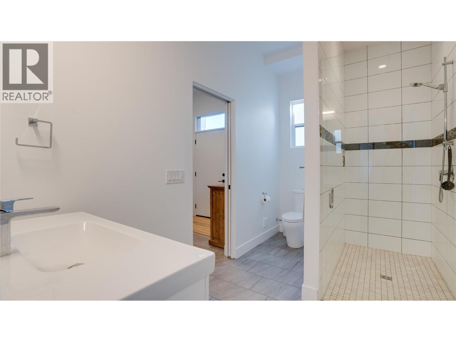 1220 Ponds Avenue Property Photo 56