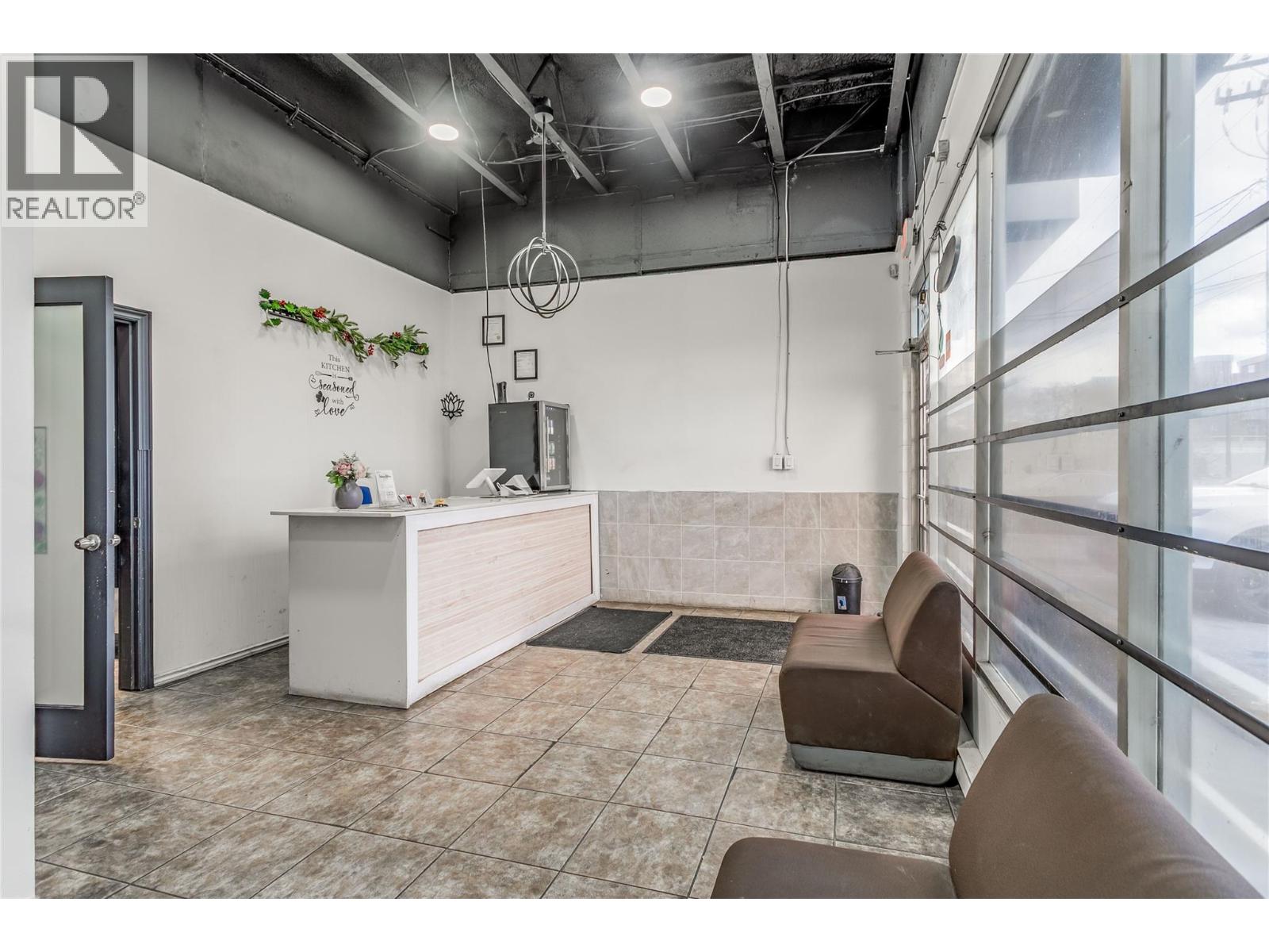 325 Gray Road Unit# C Property Photo 6